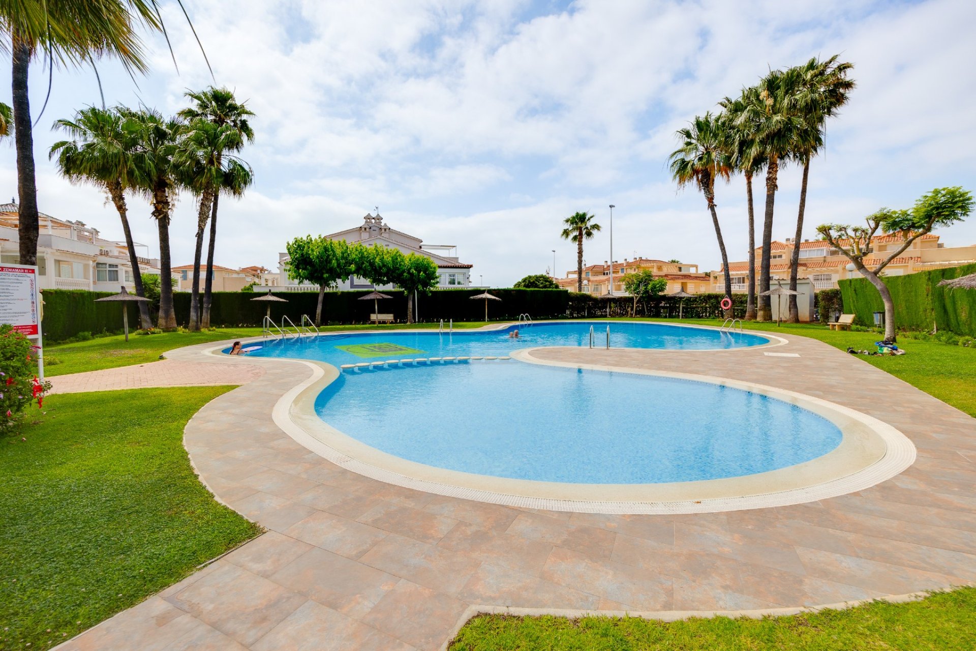 Revente - Apartment -
Orihuela Costa - Costa Blanca