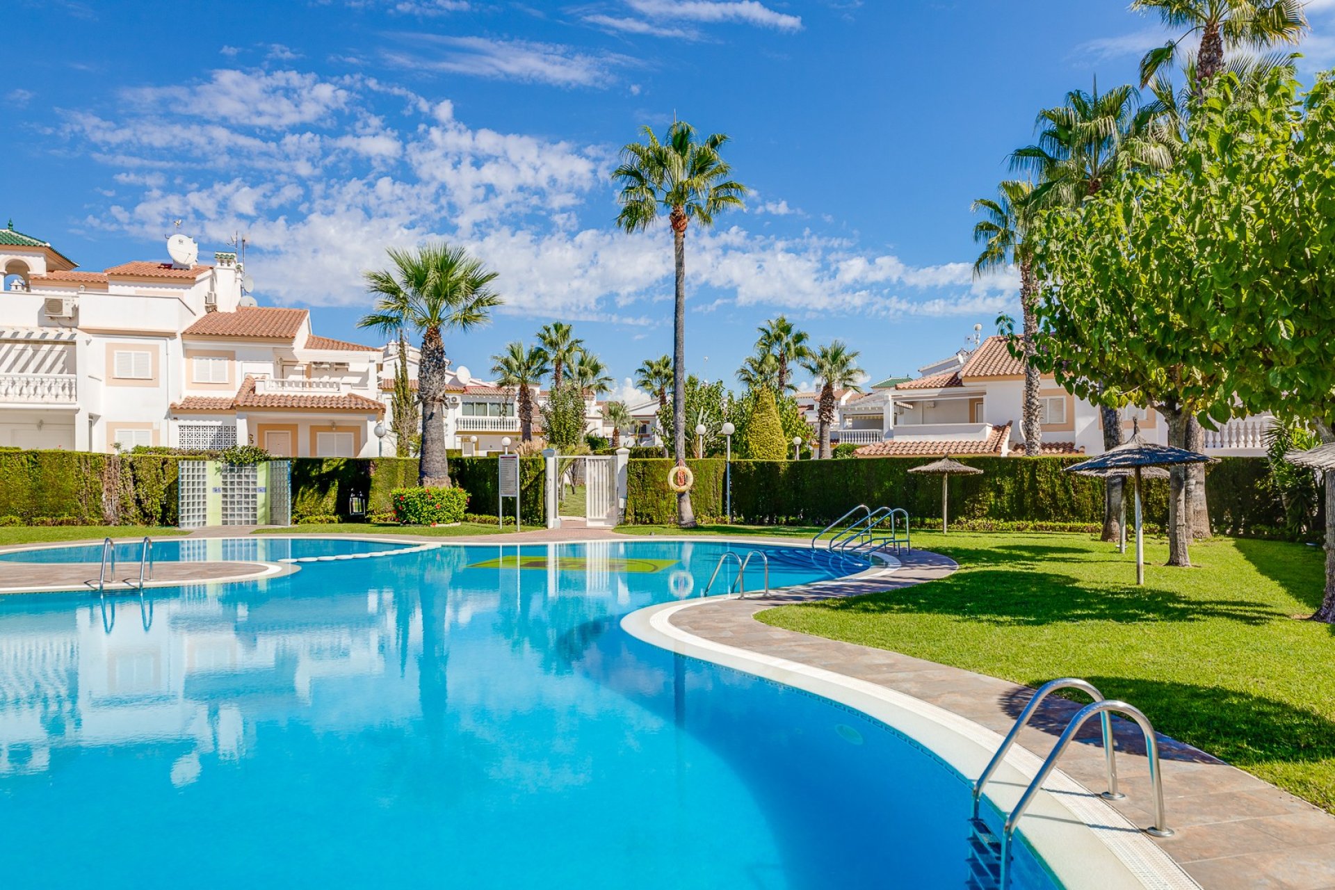 Revente - Apartment -
Orihuela Costa - Costa Blanca