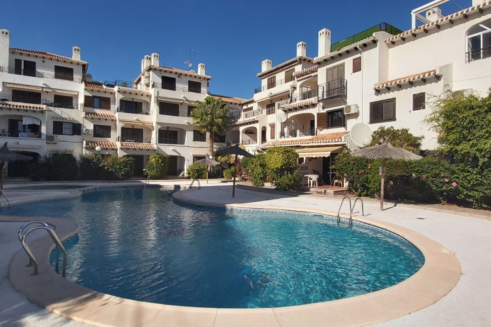 Revente - Apartment -
Orihuela Costa - Costa Blanca