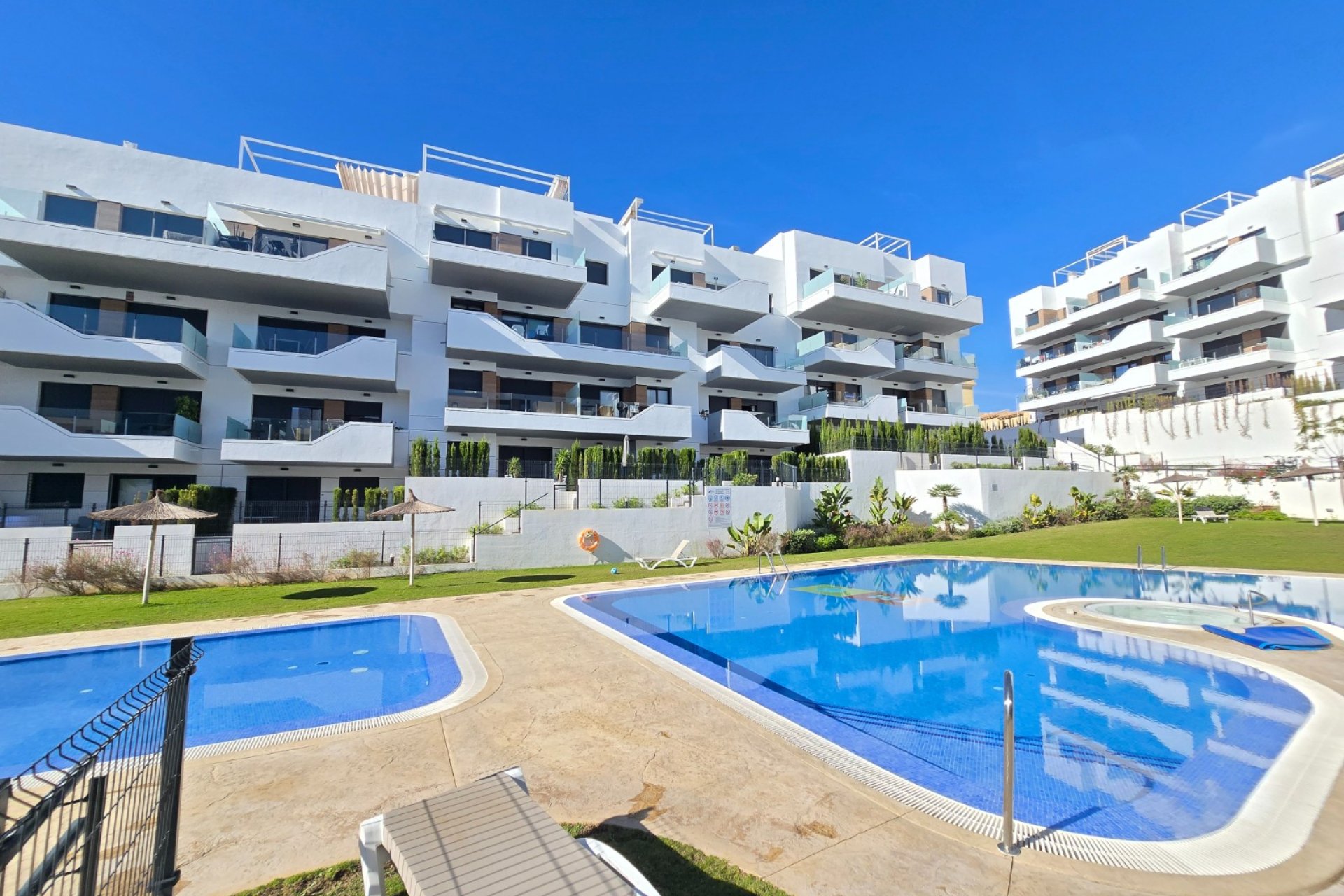 Revente - Apartment -
Orihuela Costa - Costa Blanca