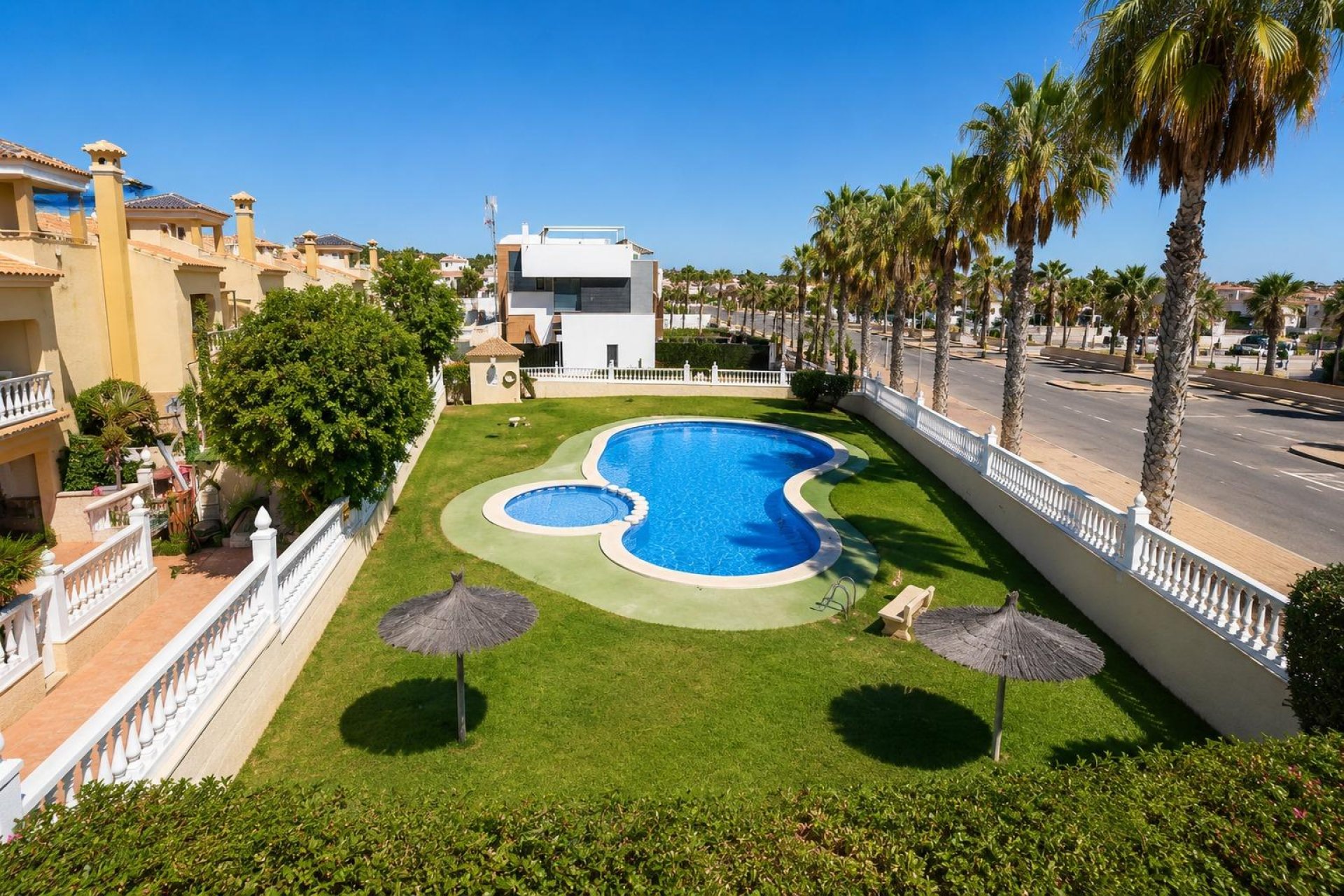 Revente - Apartment -
Orihuela Costa - Costa Blanca