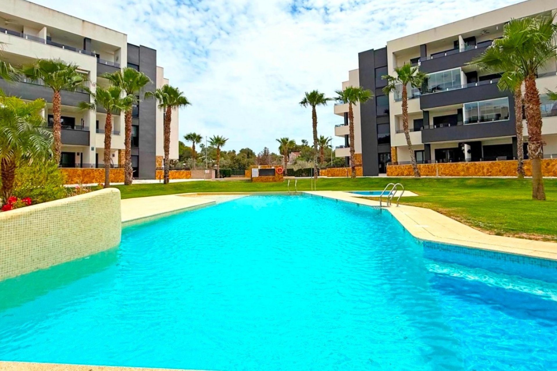 Revente - Apartment -
Orihuela Costa - Costa Blanca