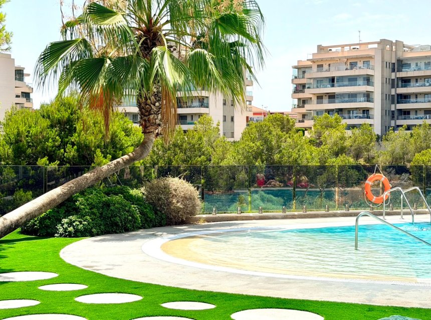 Revente - Apartment -
Orihuela Costa - Costa Blanca