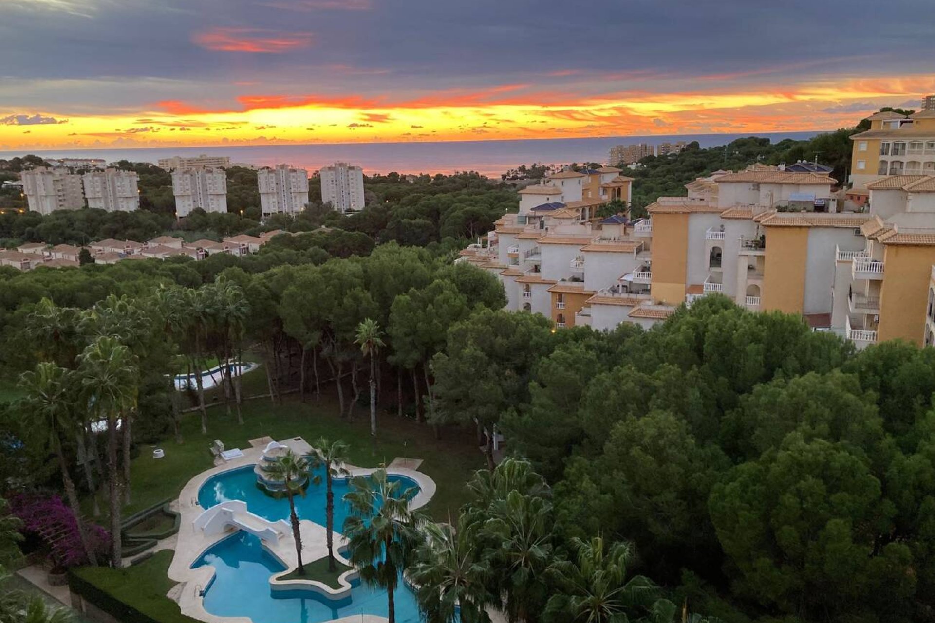 Revente - Apartment -
Orihuela Costa - Costa Blanca