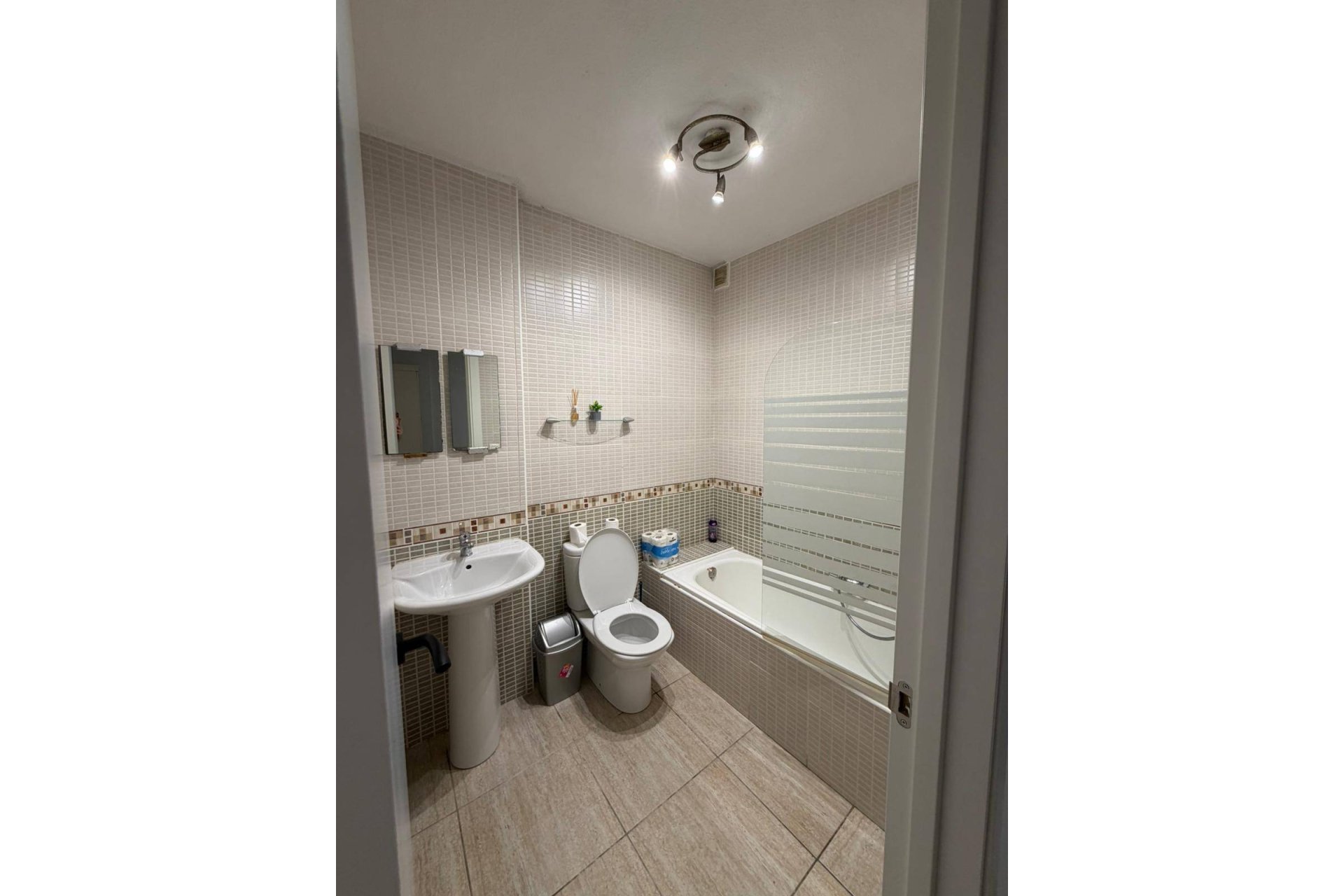 Revente - Apartment -
Orihuela Costa - La Regia