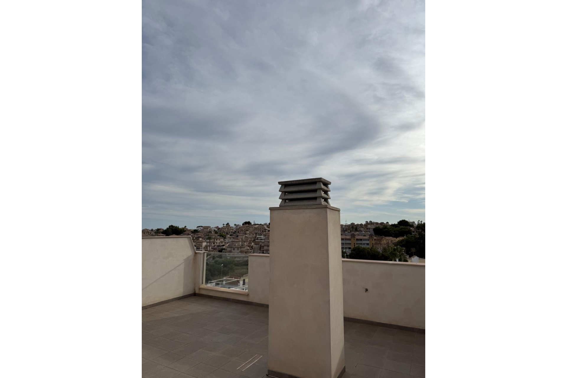Revente - Apartment -
Orihuela Costa - Las Filipinas