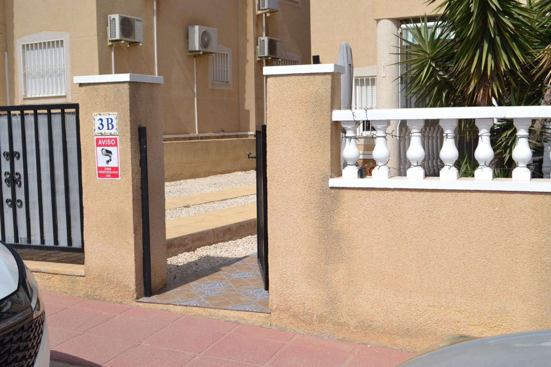 Revente - Apartment -
Orihuela Costa - Las Filipinas