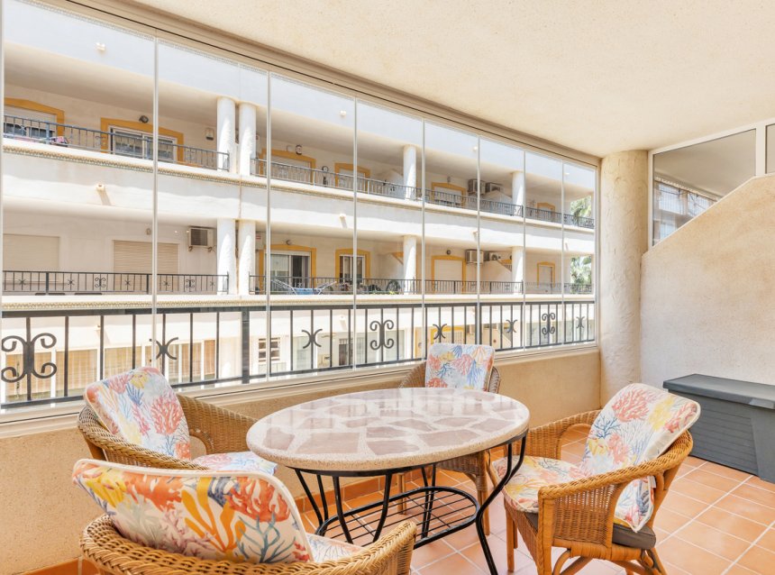 Revente - Apartment -
Orihuela Costa
