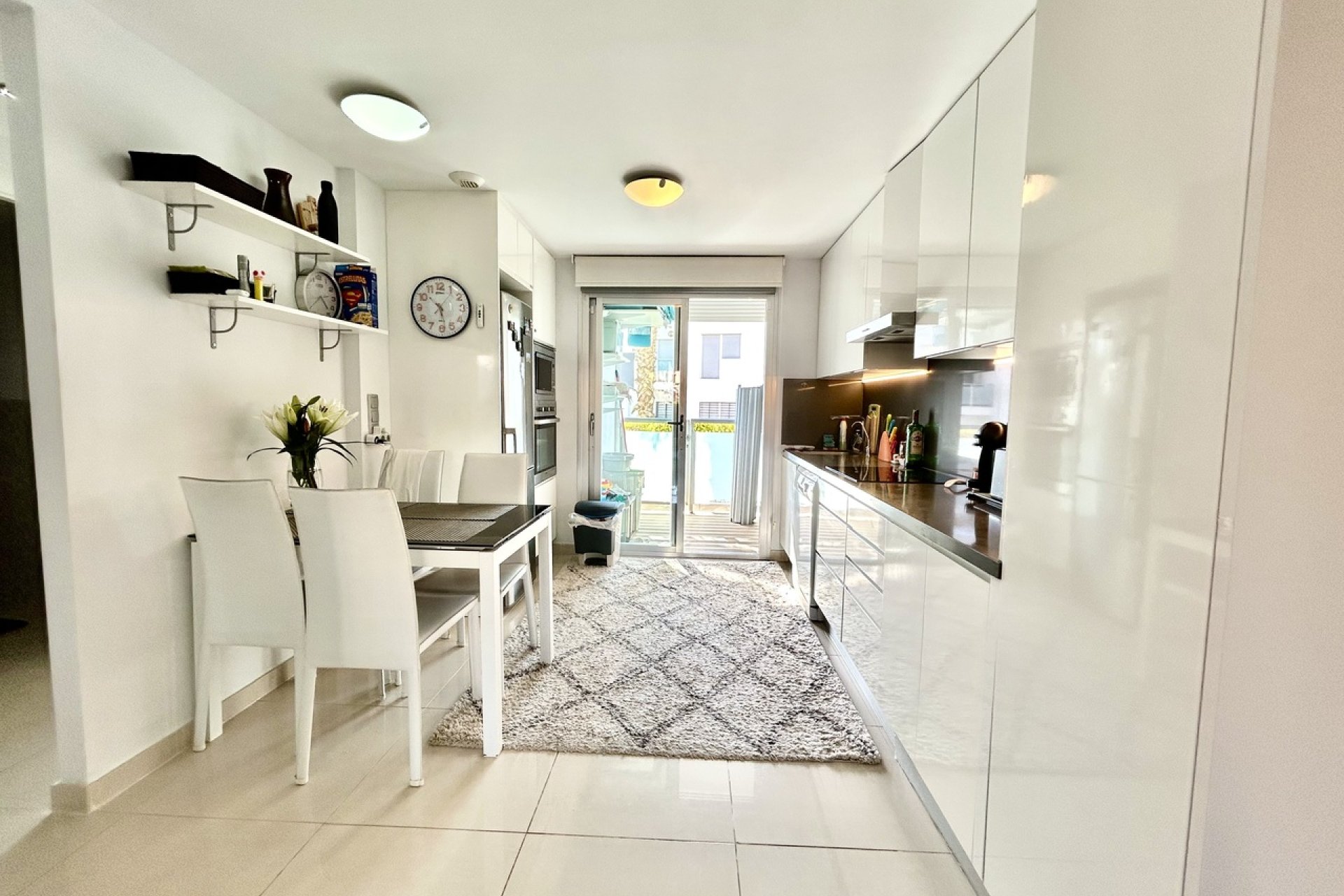 Revente - Apartment -
Punta Prima - Costa Blanca