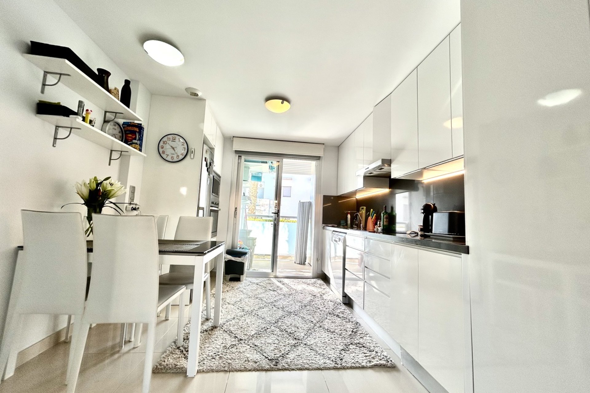 Revente - Apartment -
Punta Prima - Costa Blanca