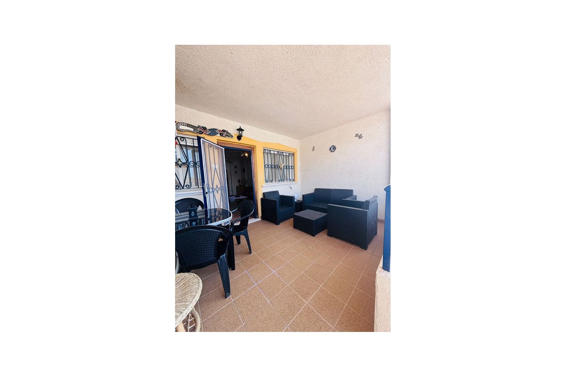 Revente - Apartment -
Punta Prima - Costa Blanca