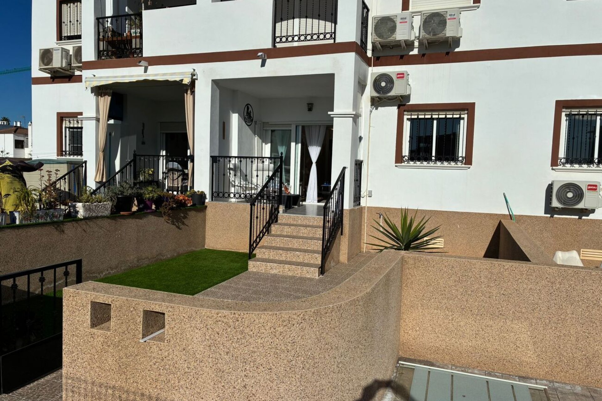 Revente - Apartment -
Punta Prima - Costa Blanca