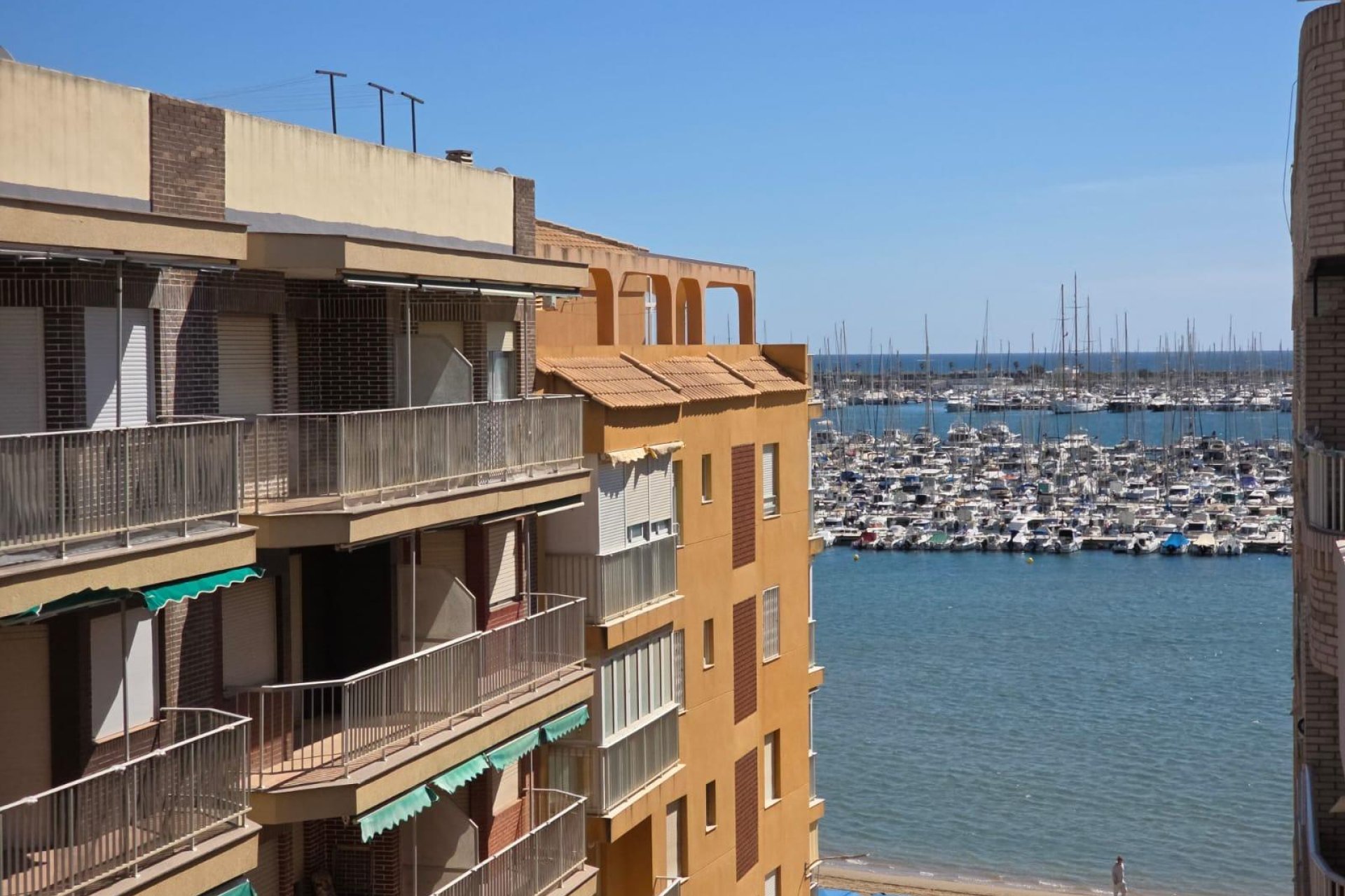 Revente - Apartment -
Torrevieja - Acequion