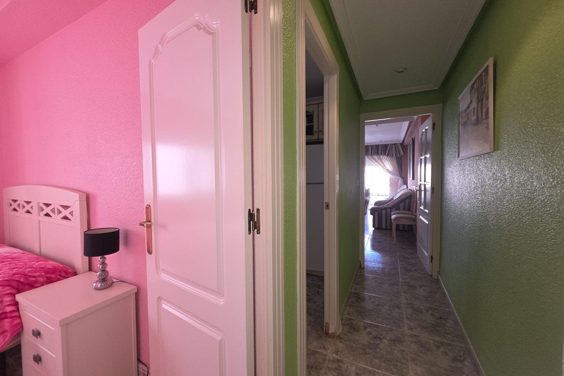 Revente - Apartment -
Torrevieja - Acequion