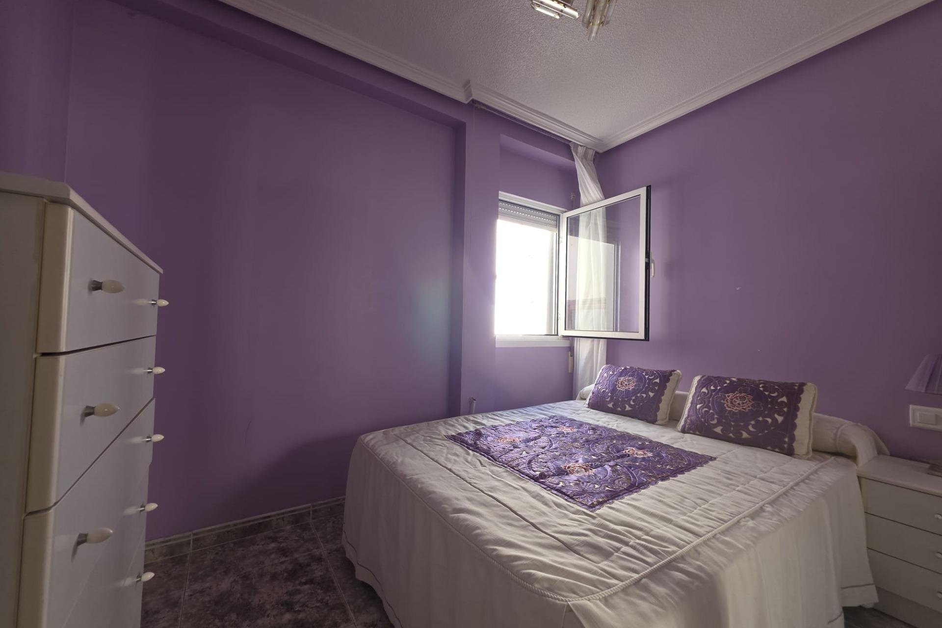 Revente - Apartment -
Torrevieja - Acequion