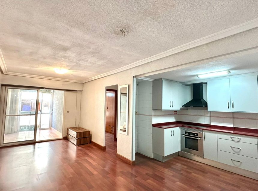 Revente - Apartment -
Torrevieja - Acequion