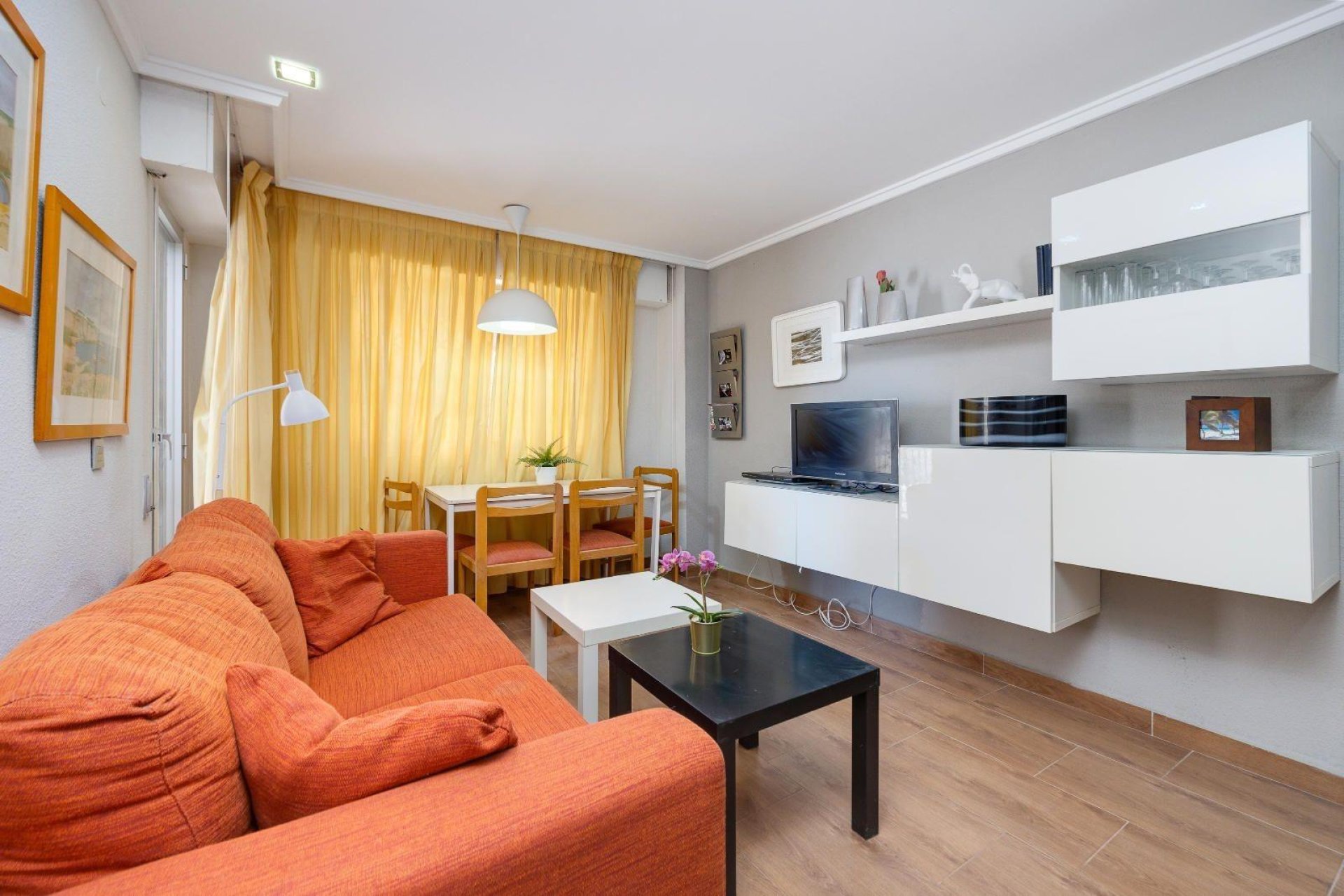 Revente - Apartment -
Torrevieja - Acequion