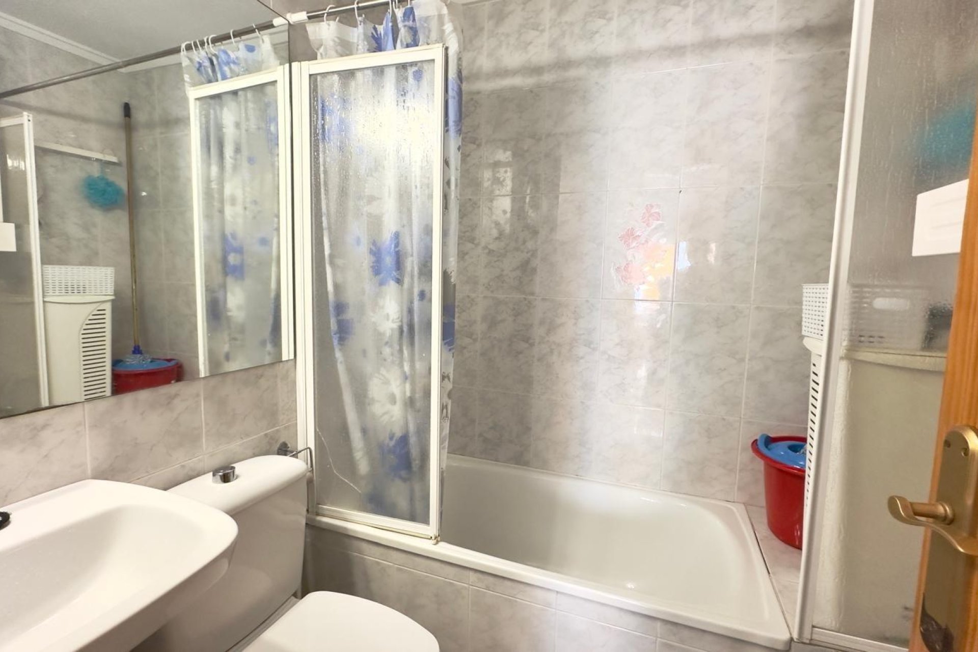 Revente - Apartment -
Torrevieja - Acequion