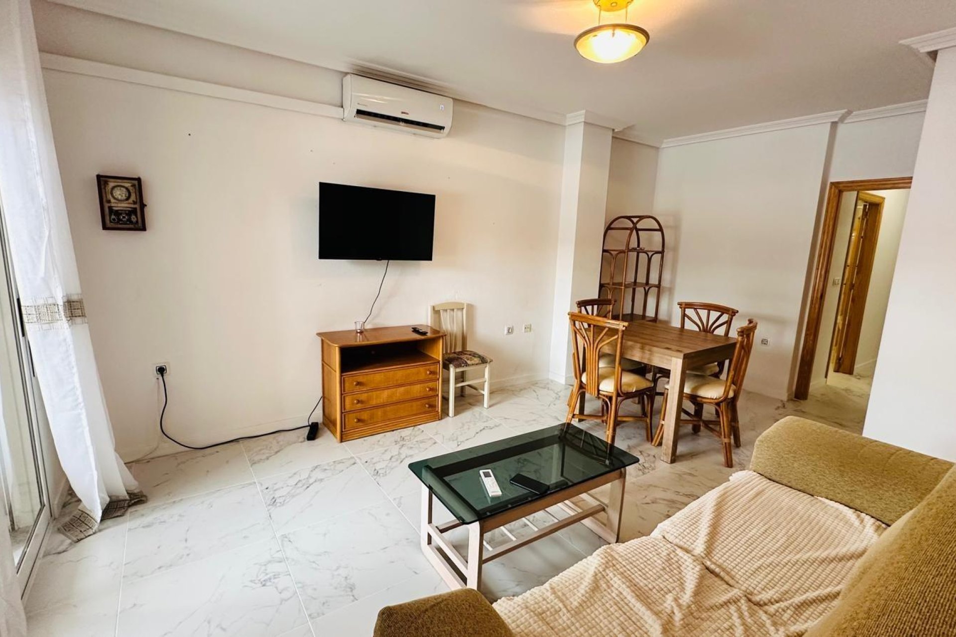Revente - Apartment -
Torrevieja - Acequion