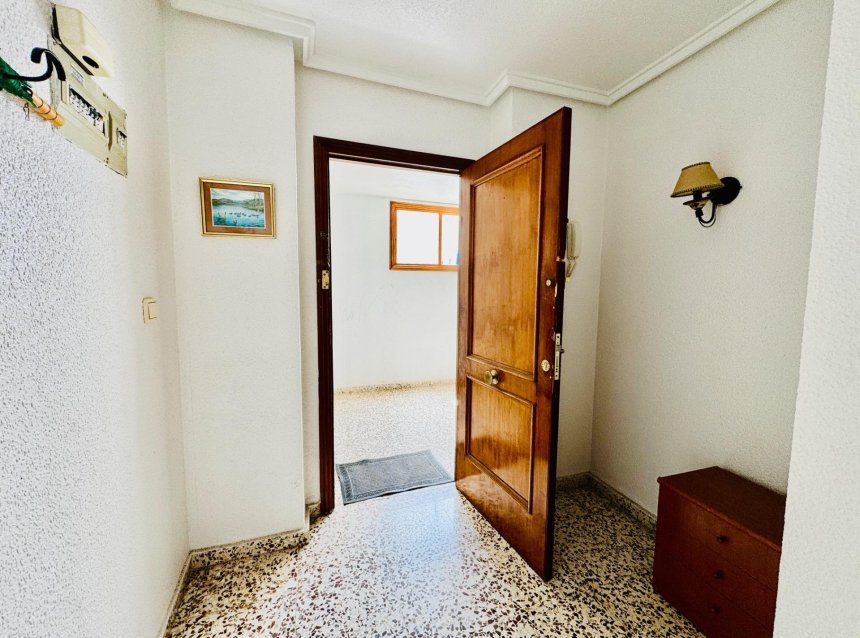Revente - Apartment -
Torrevieja - Acequion