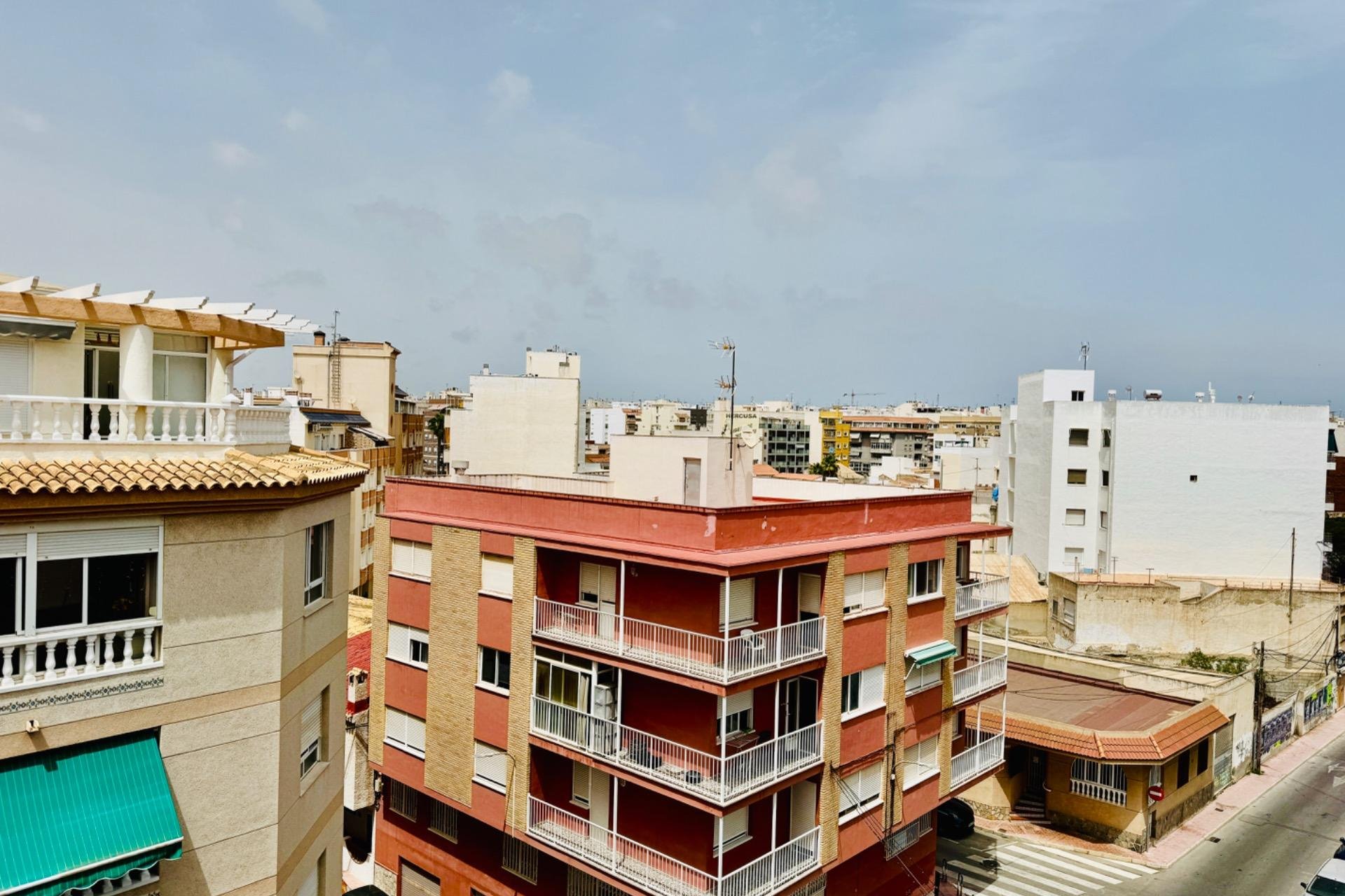 Revente - Apartment -
Torrevieja - Acequion