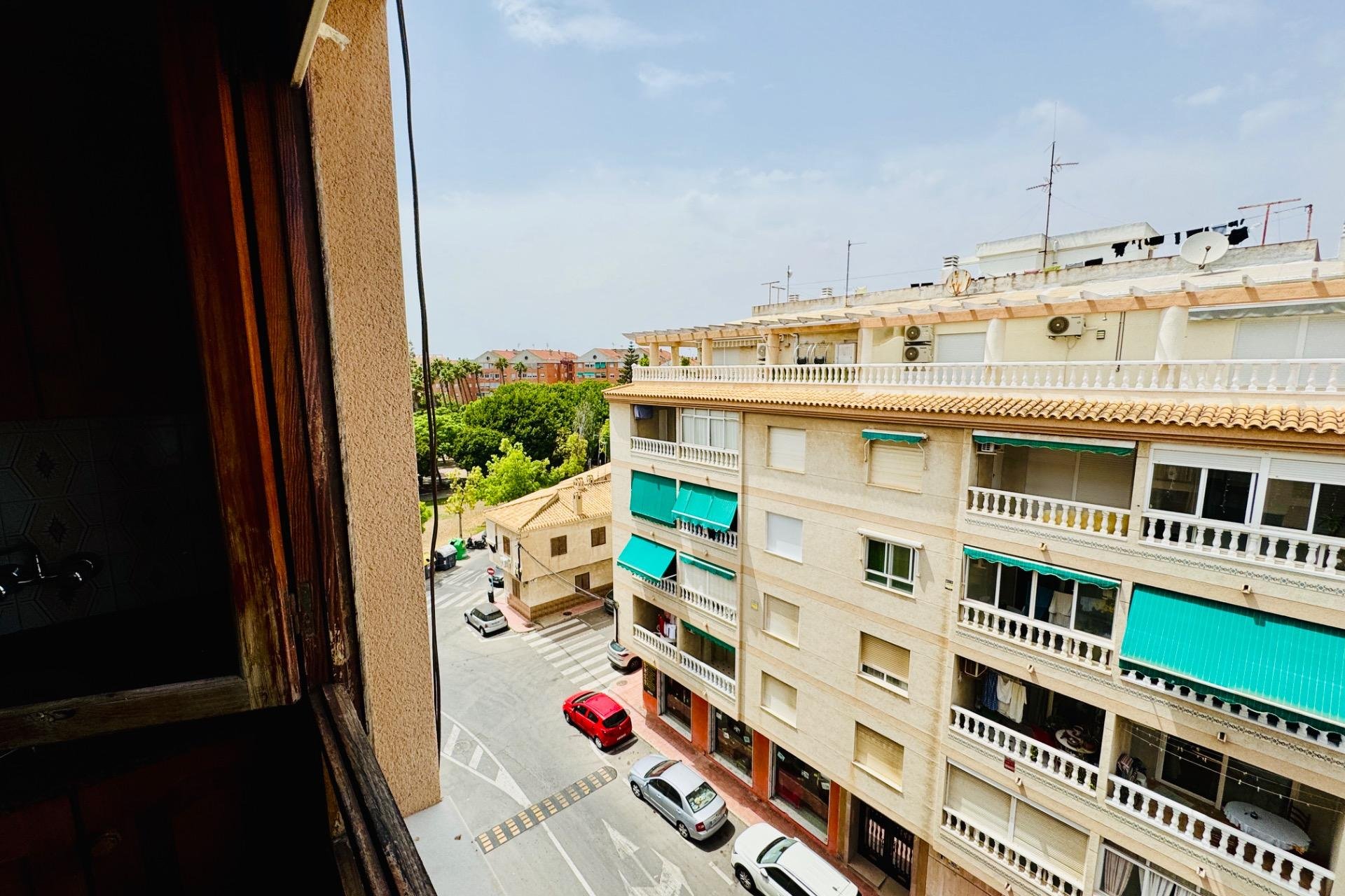 Revente - Apartment -
Torrevieja - Acequion