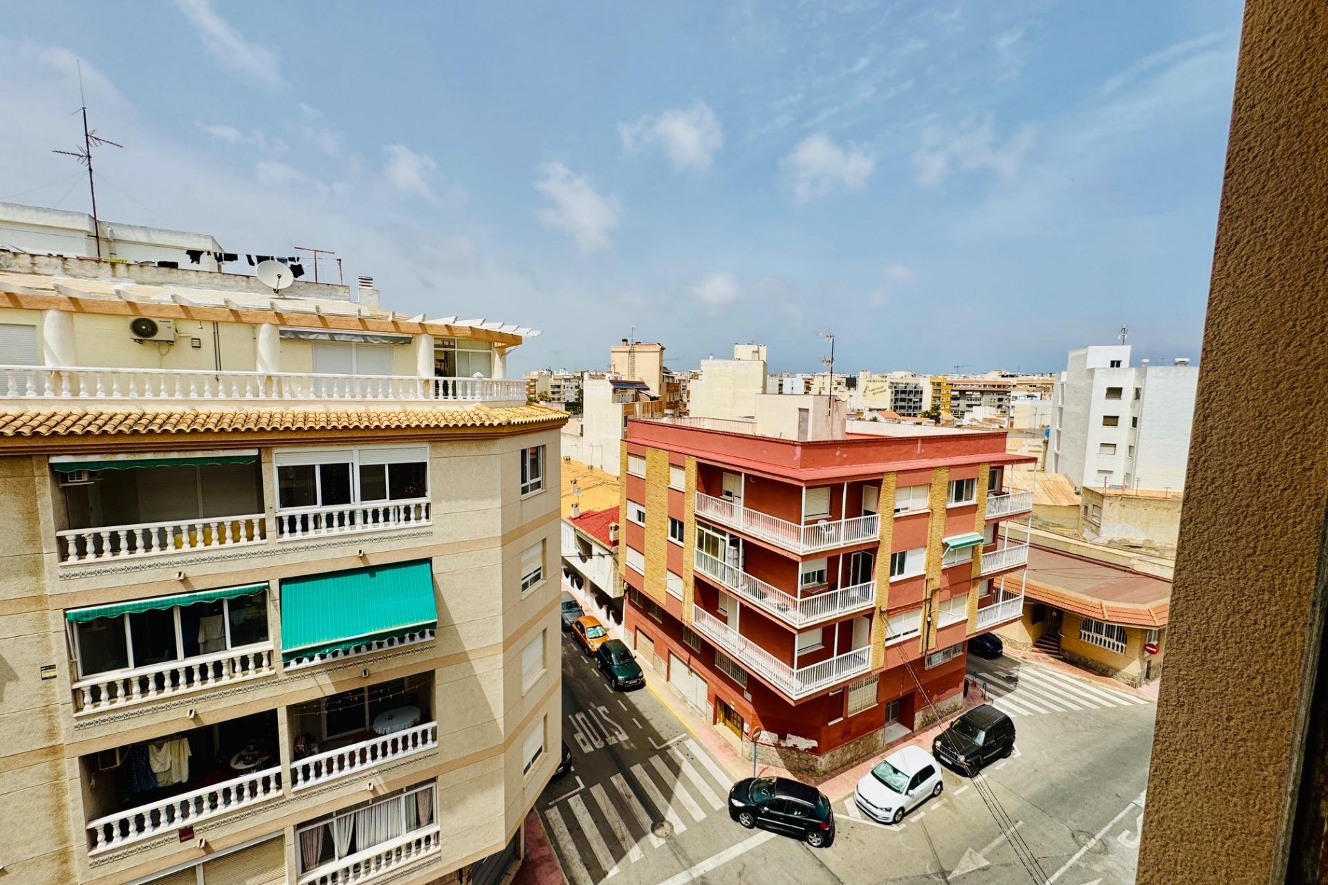 Revente - Apartment -
Torrevieja - Acequion