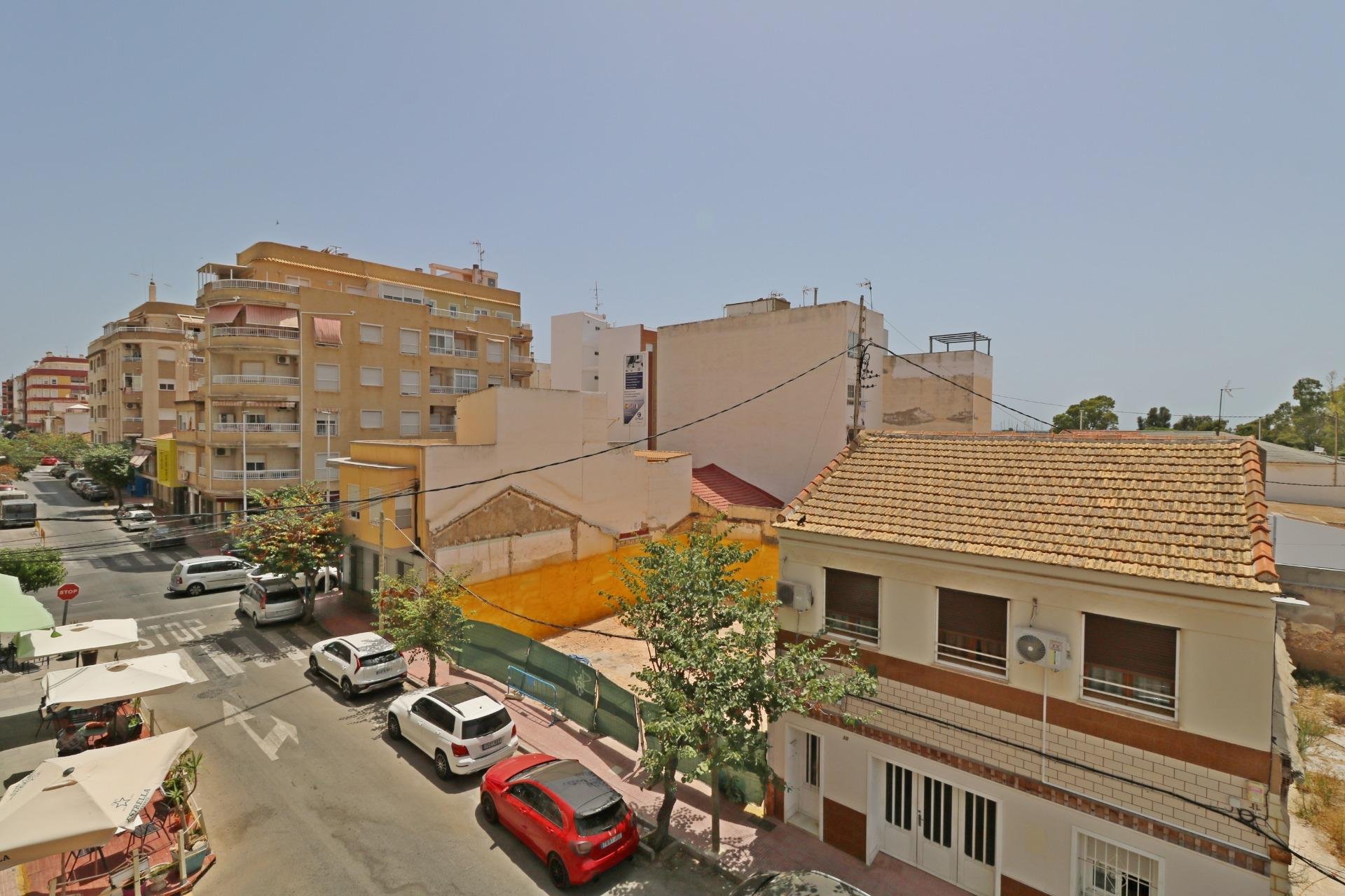 Revente - Apartment -
Torrevieja - Acequion