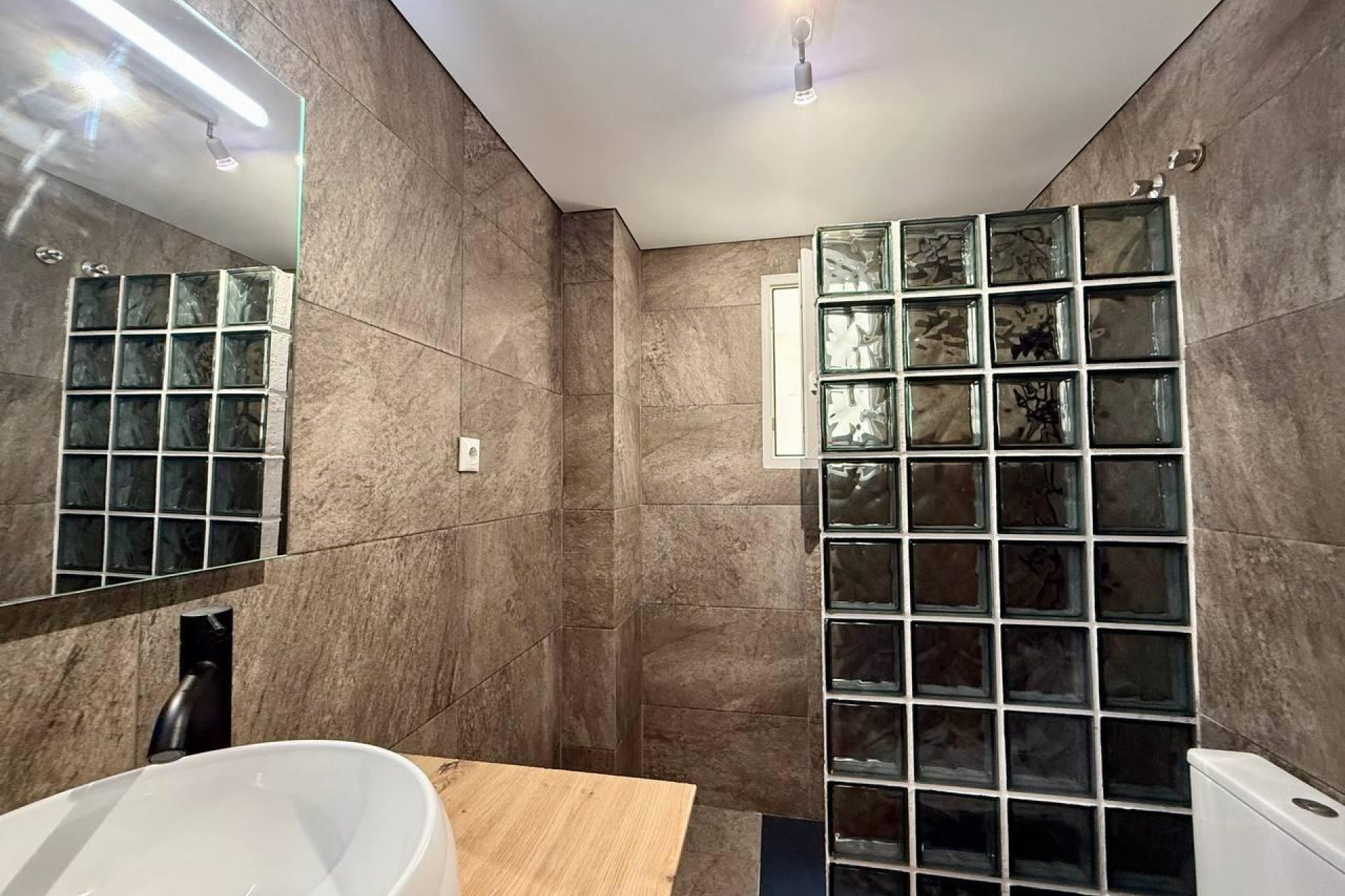 Revente - Apartment -
Torrevieja - Acequion