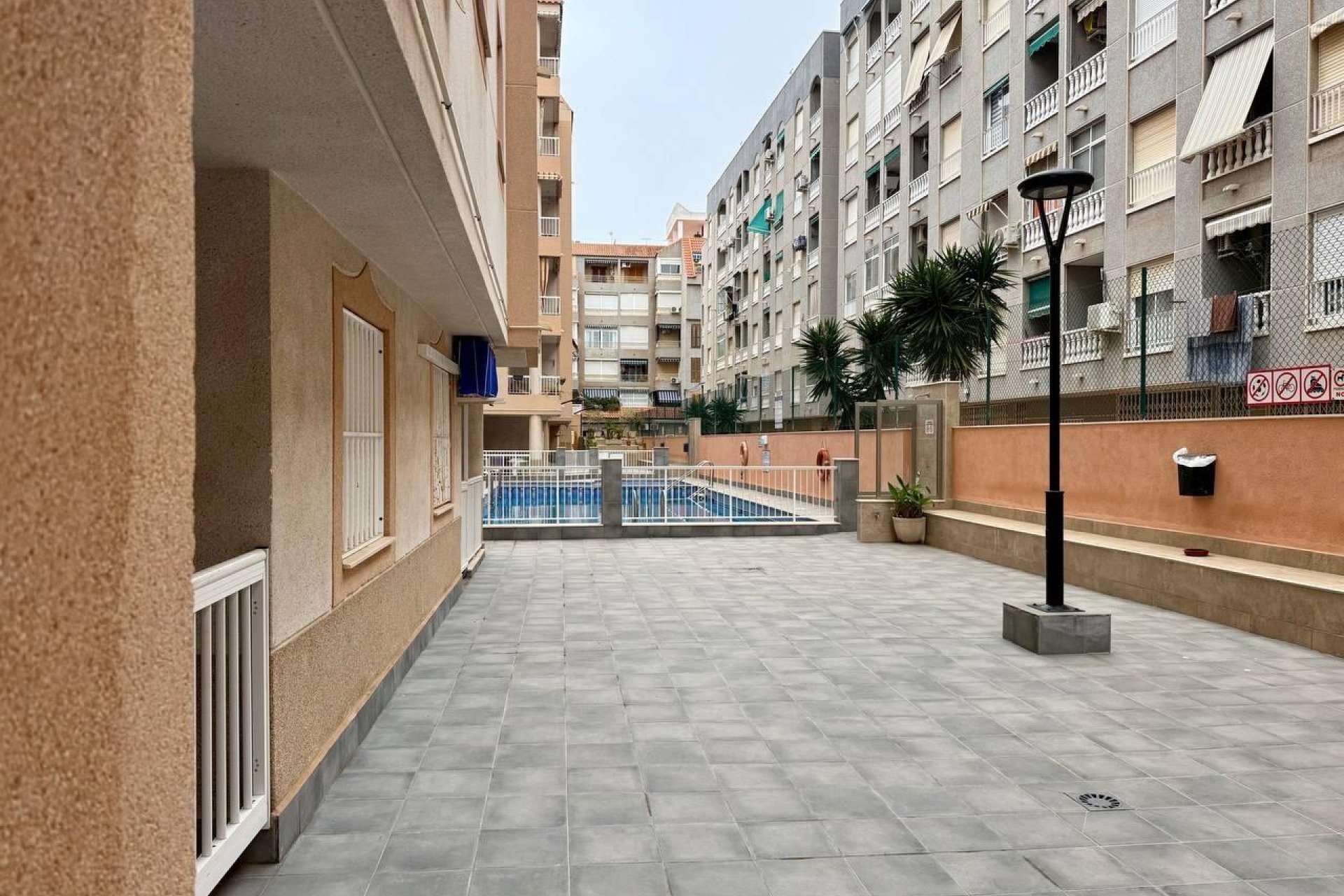 Revente - Apartment -
Torrevieja - Acequion
