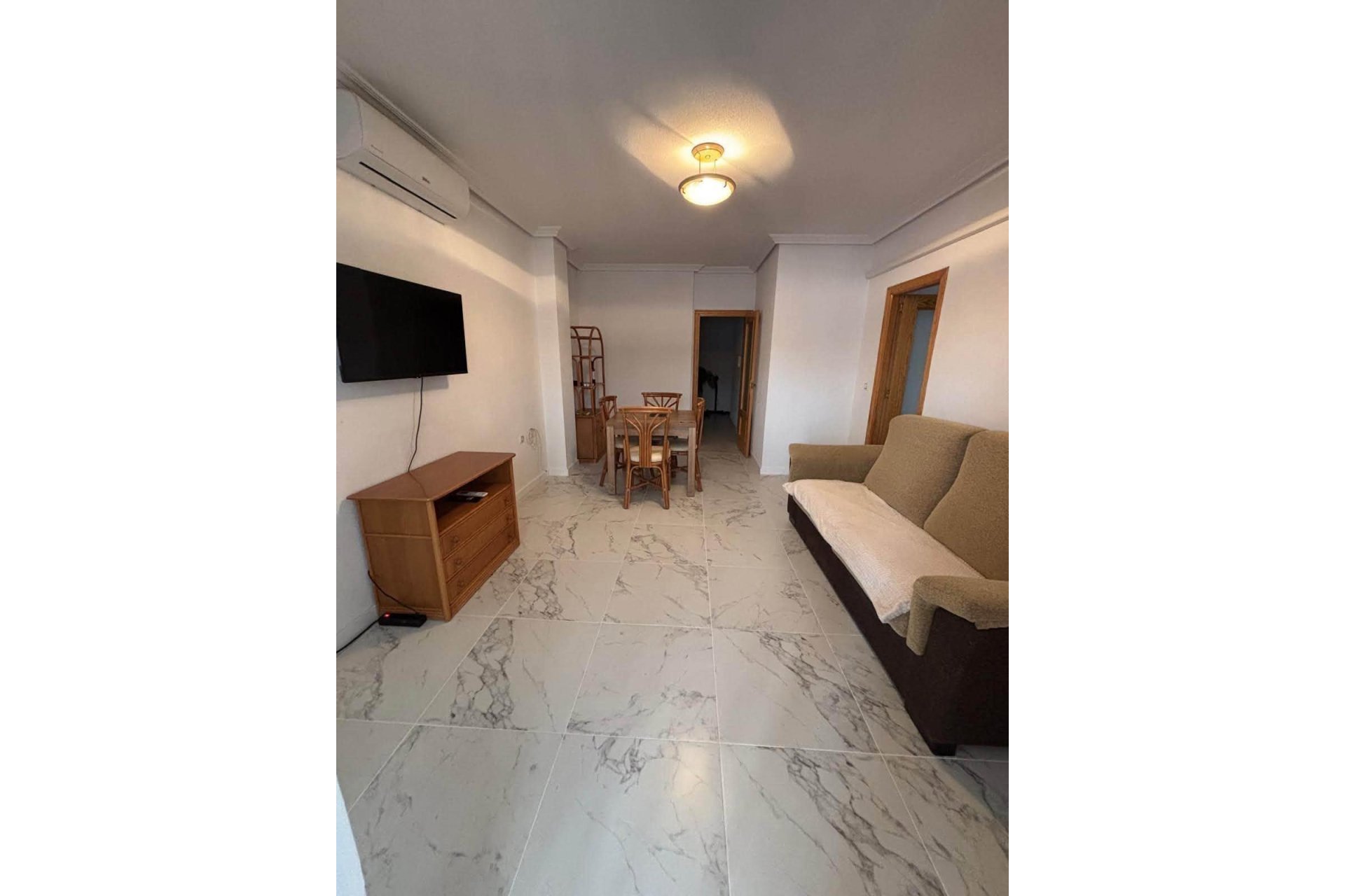 Revente - Apartment -
Torrevieja - Acequion