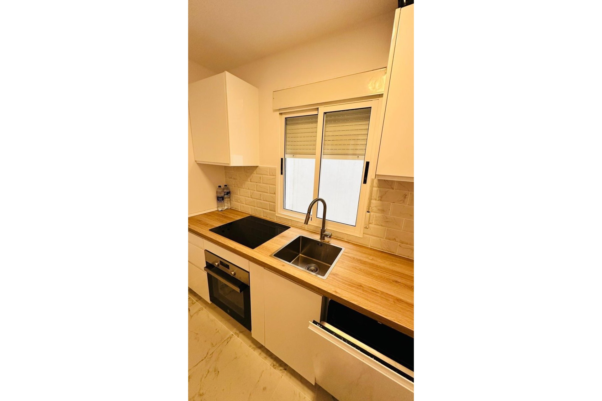 Revente - Apartment -
Torrevieja - Acequion