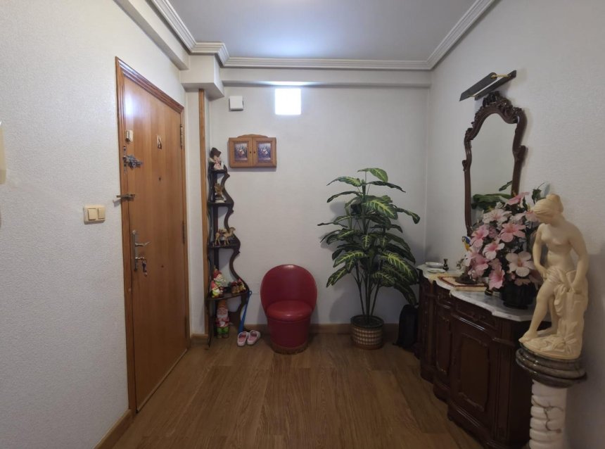 Revente - Apartment -
Torrevieja - Acequion