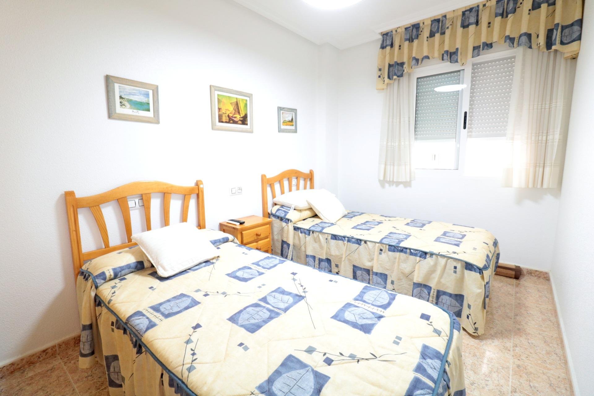 Revente - Apartment -
Torrevieja - Acequion