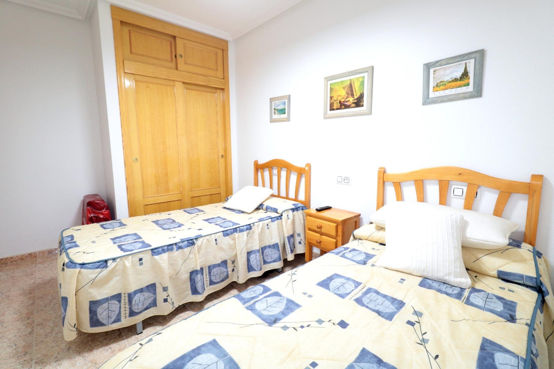 Revente - Apartment -
Torrevieja - Acequion