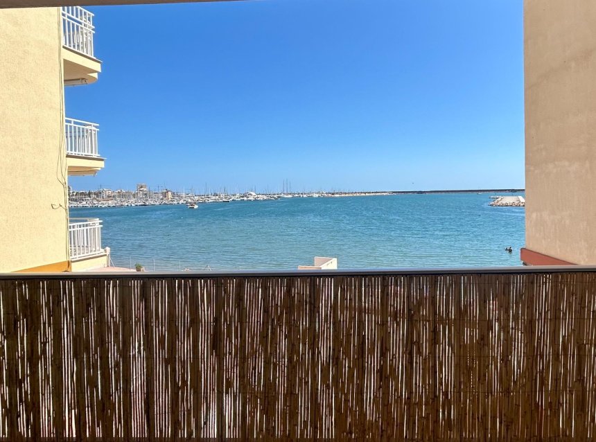 Revente - Apartment -
Torrevieja - Acequion