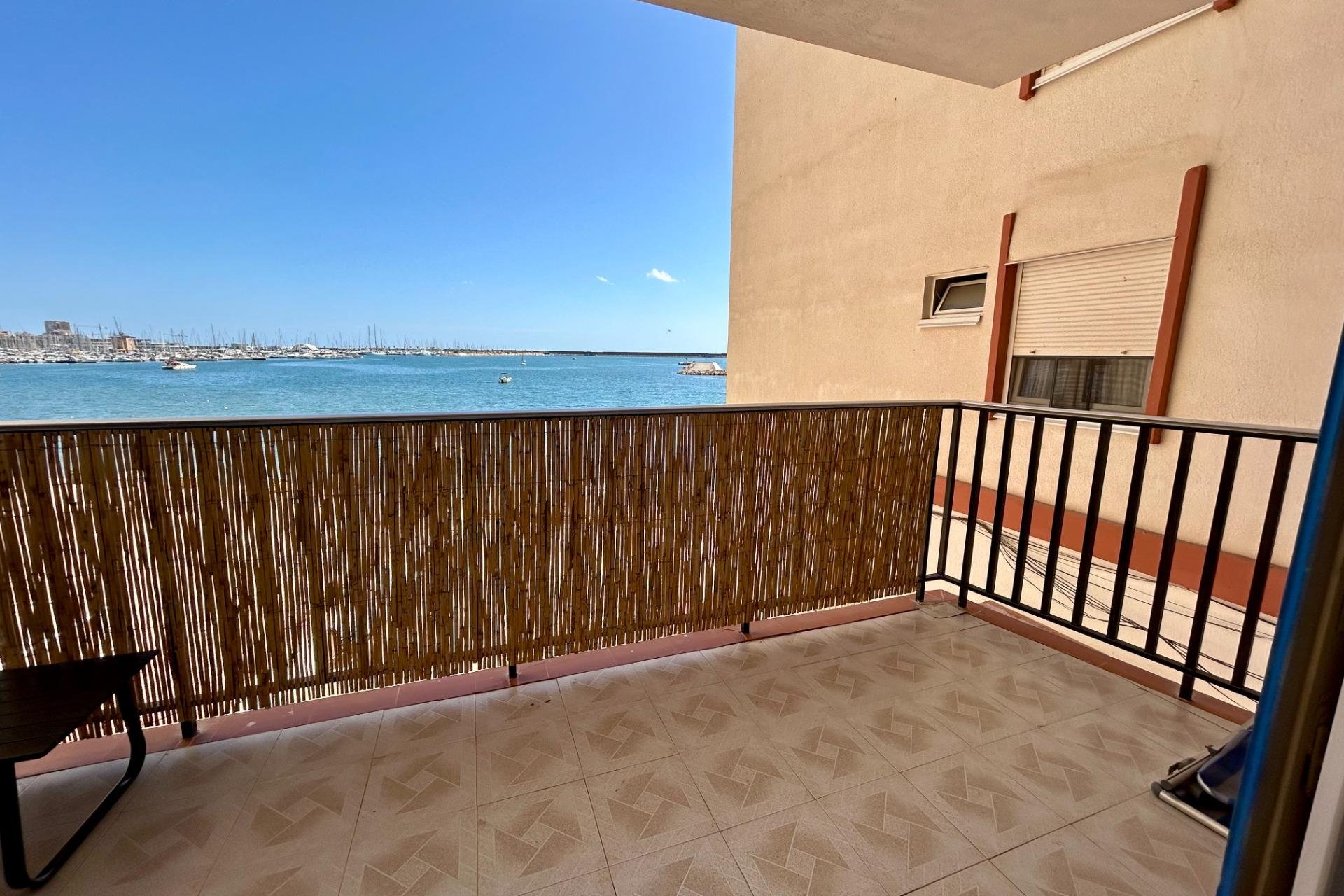 Revente - Apartment -
Torrevieja - Acequion