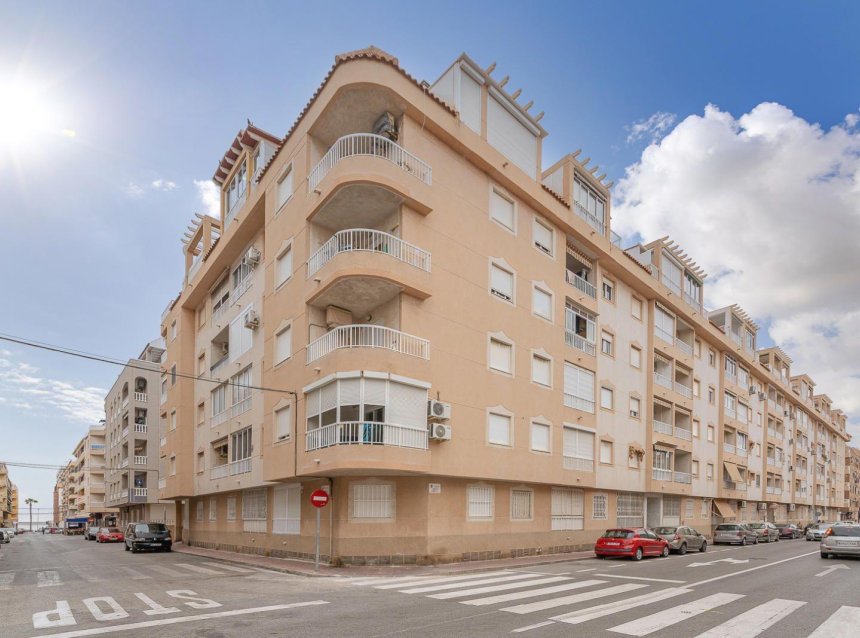 Revente - Apartment -
Torrevieja - Acequion