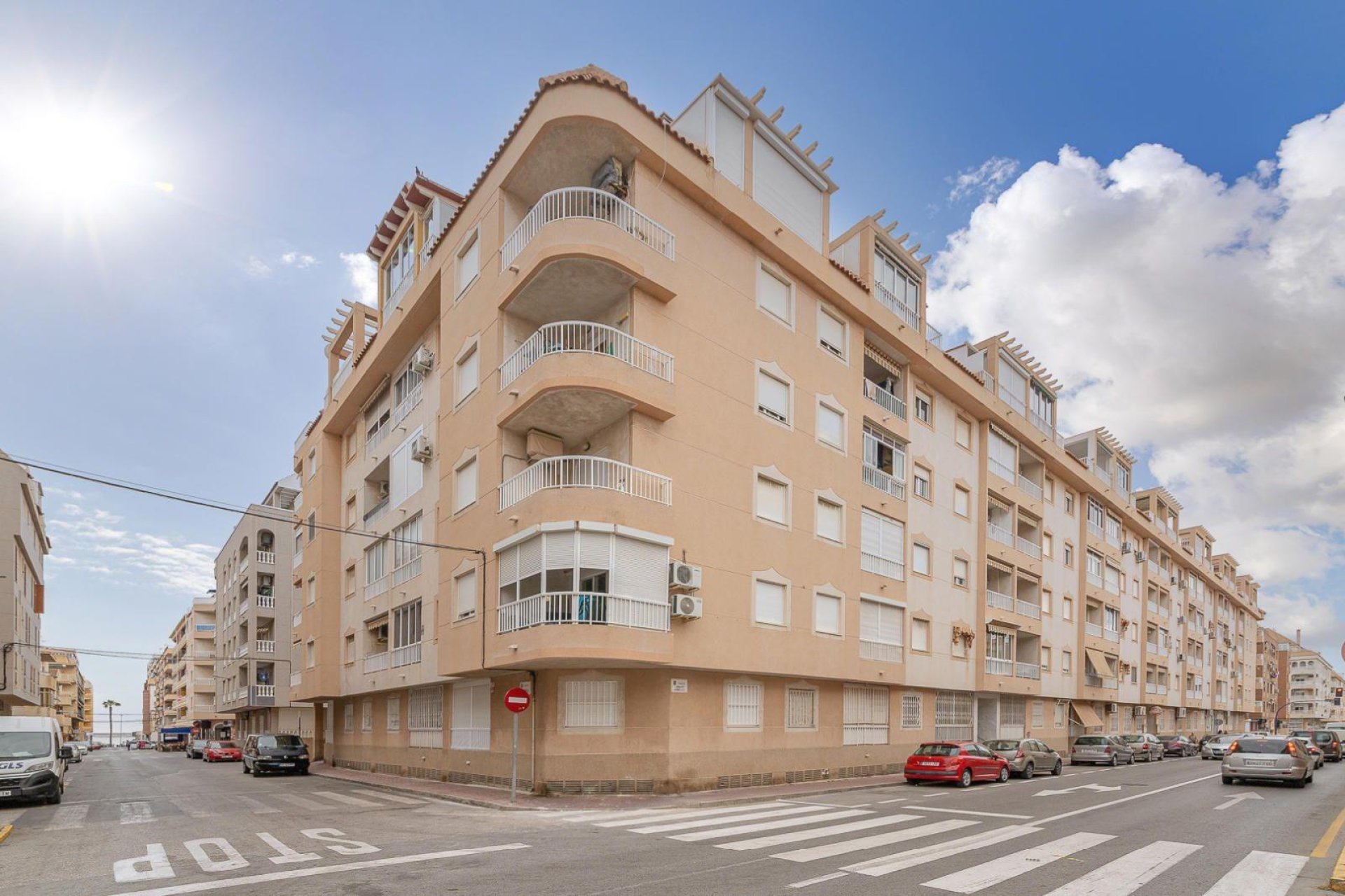 Revente - Apartment -
Torrevieja - Acequion