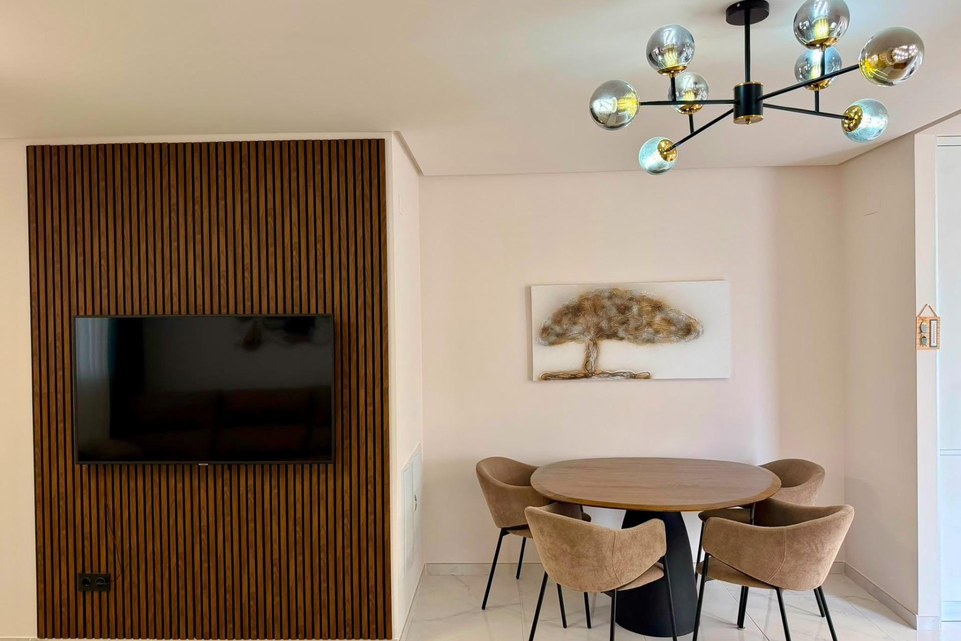 Revente - Apartment -
Torrevieja - Aguas Nuevas