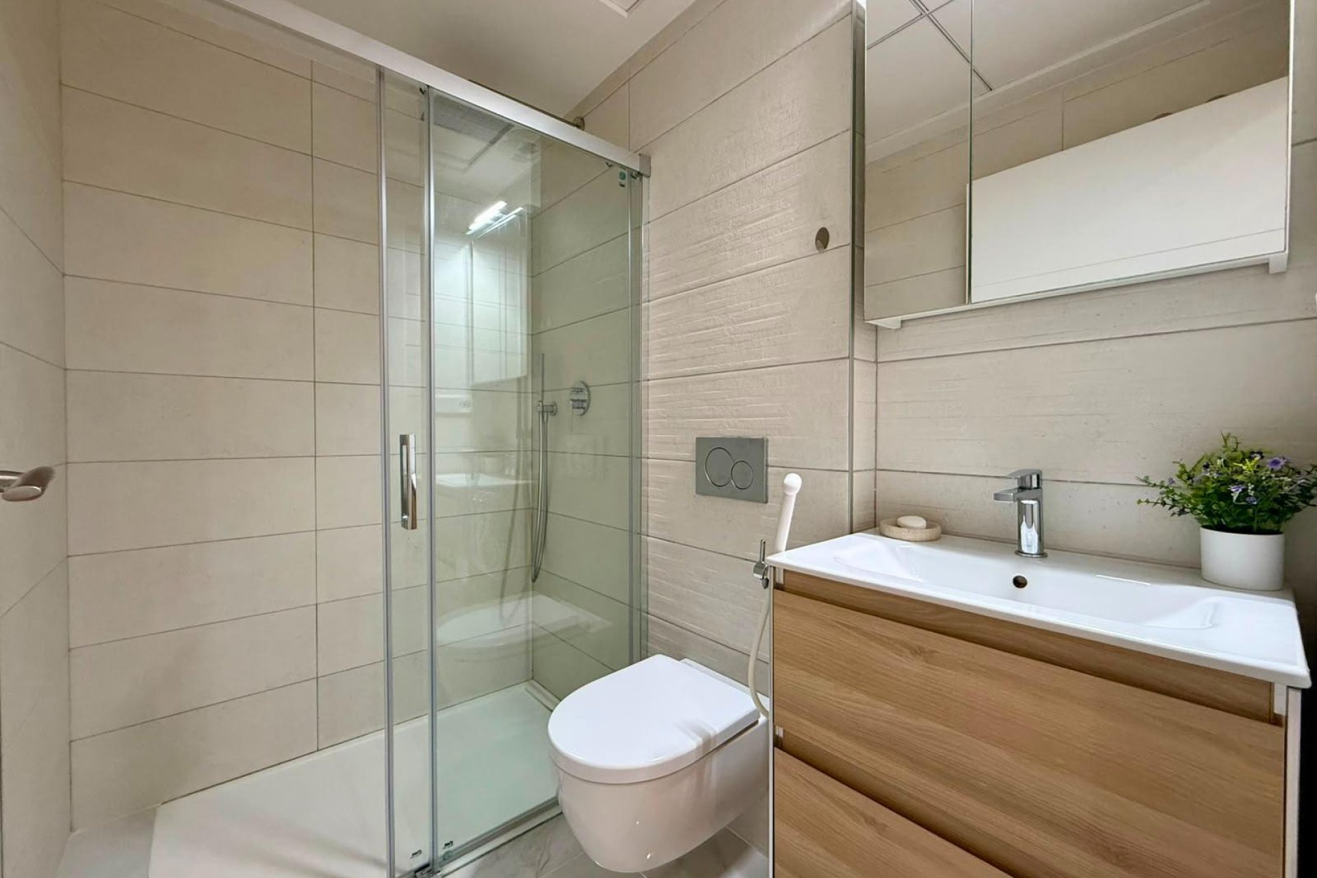 Revente - Apartment -
Torrevieja - Aguas Nuevas