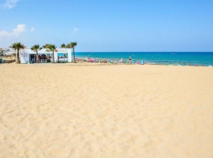 Revente - Apartment -
Torrevieja - Cabo Cervera