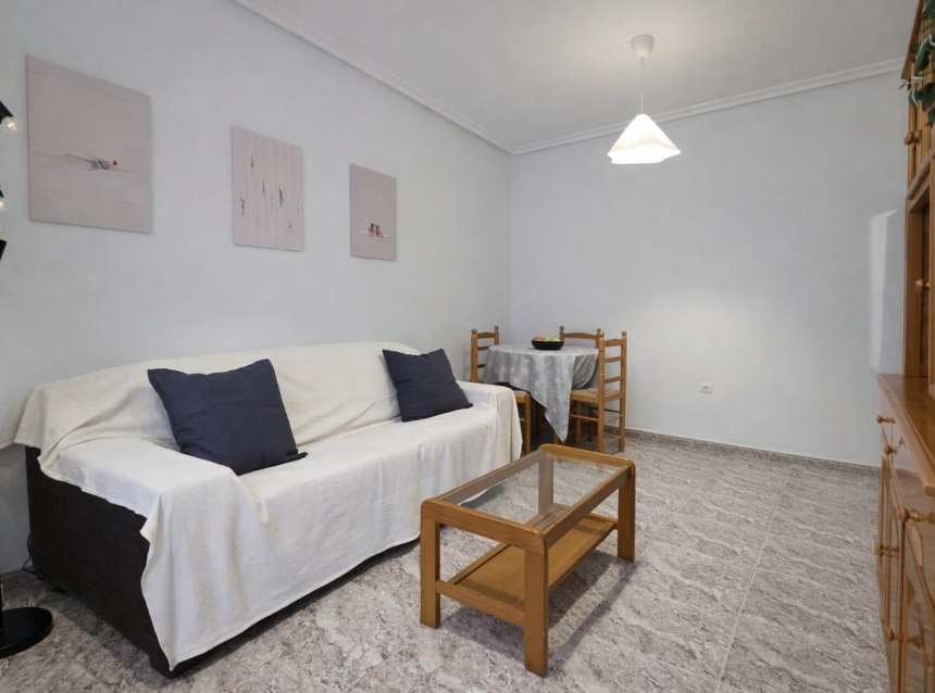 Revente - Apartment -
Torrevieja - Centro - Muelle Pesquero