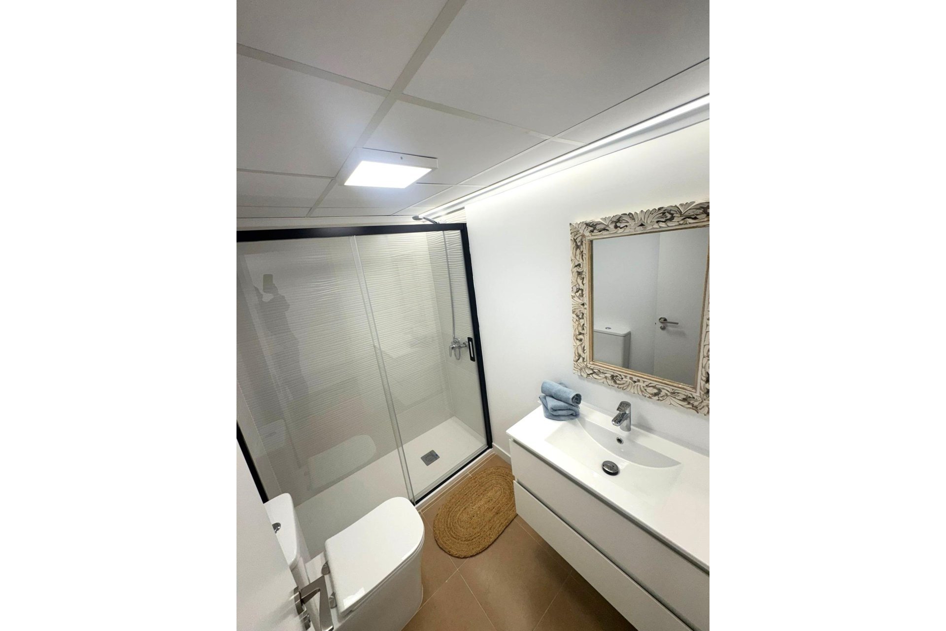 Revente - Apartment -
Torrevieja - Centro - Muelle Pesquero