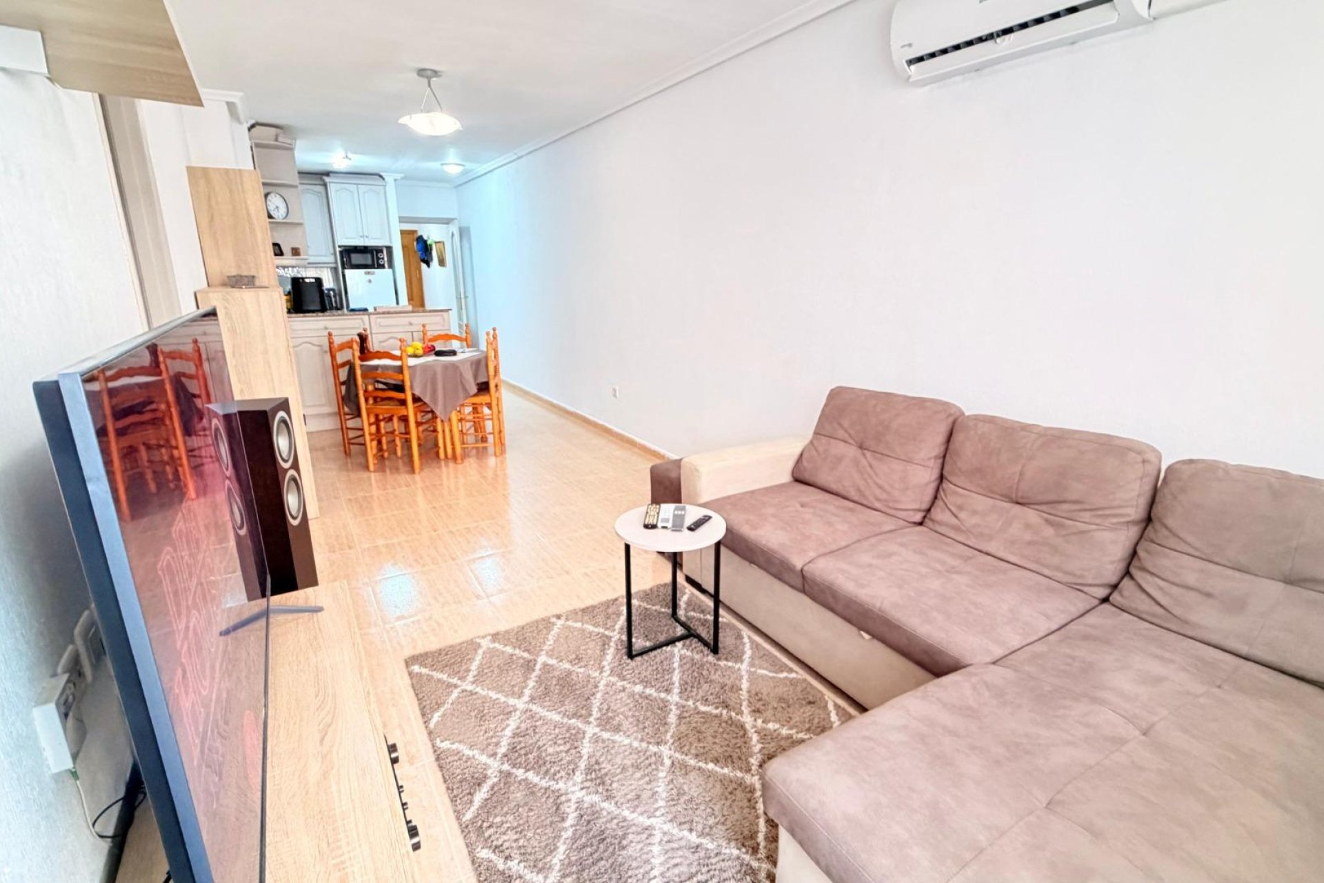 Revente - Apartment -
Torrevieja - Centro - Muelle Pesquero