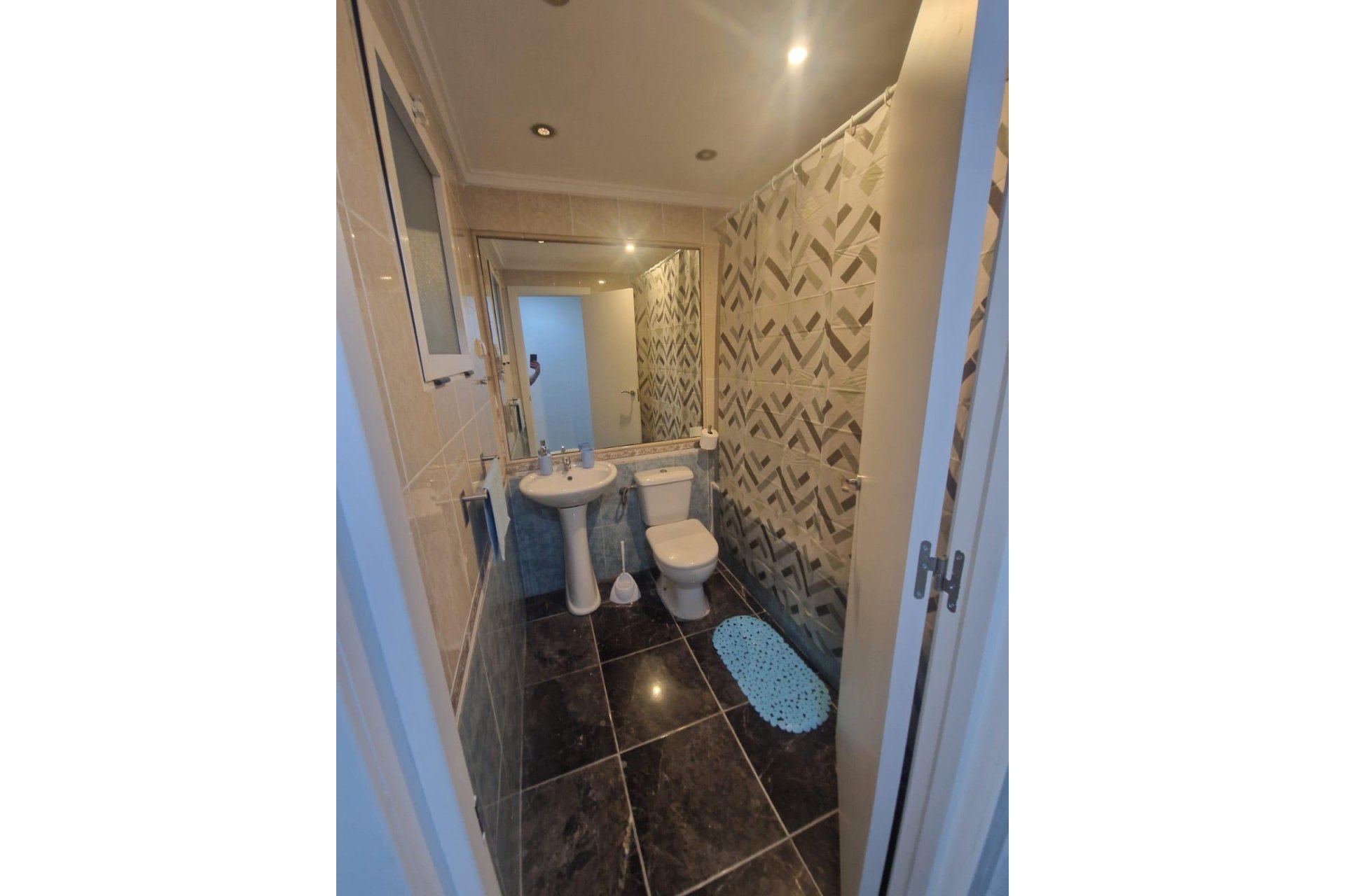 Revente - Apartment -
Torrevieja - Centro - Muelle Pesquero