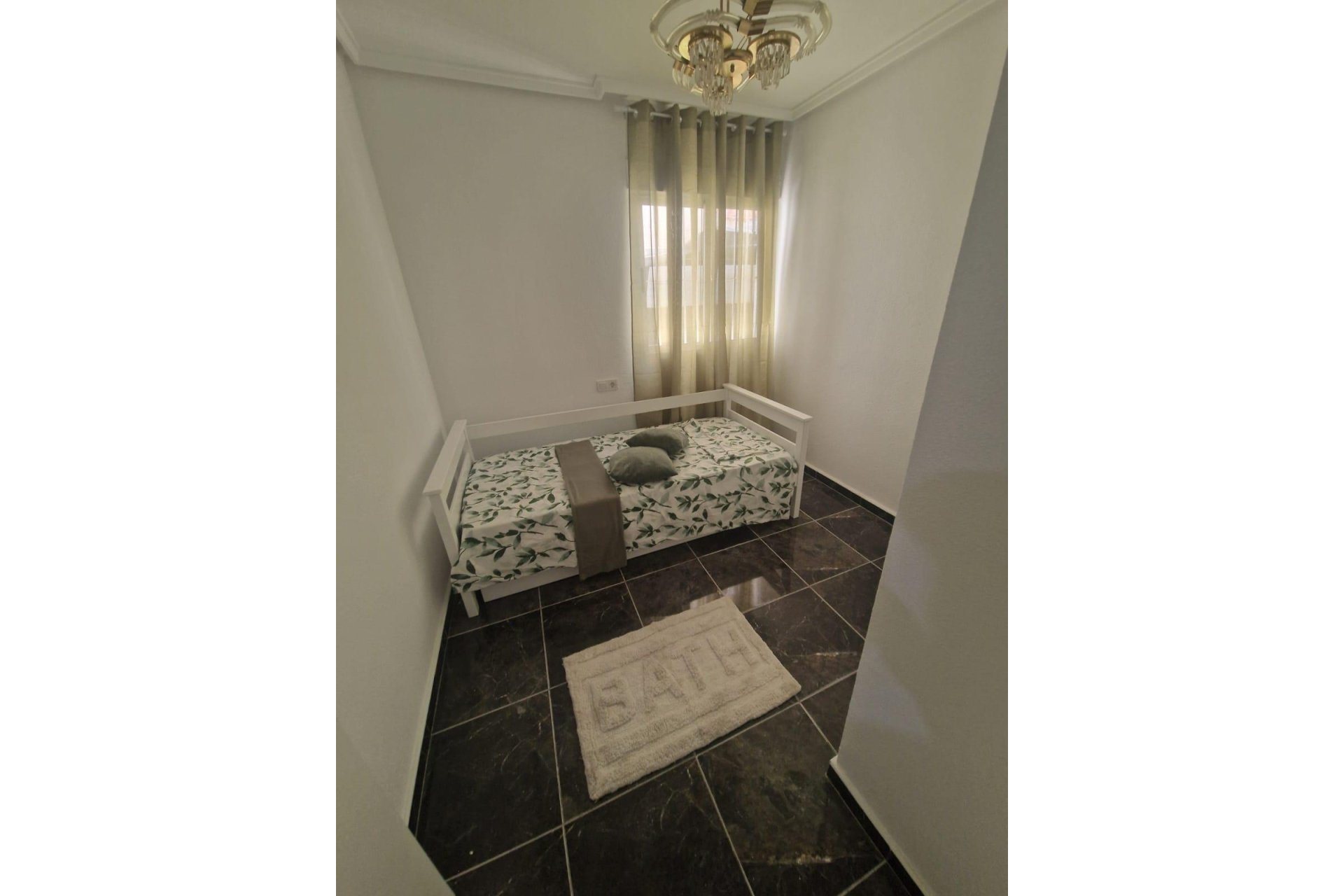 Revente - Apartment -
Torrevieja - Centro - Muelle Pesquero