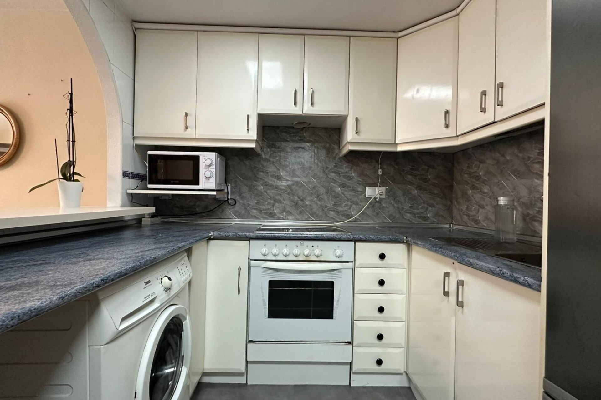 Revente - Apartment -
Torrevieja - Centro