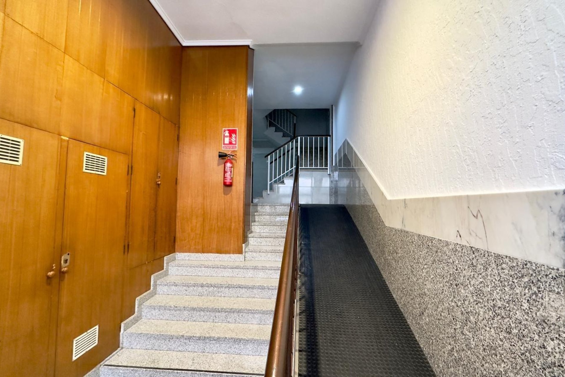 Revente - Apartment -
Torrevieja - Centro