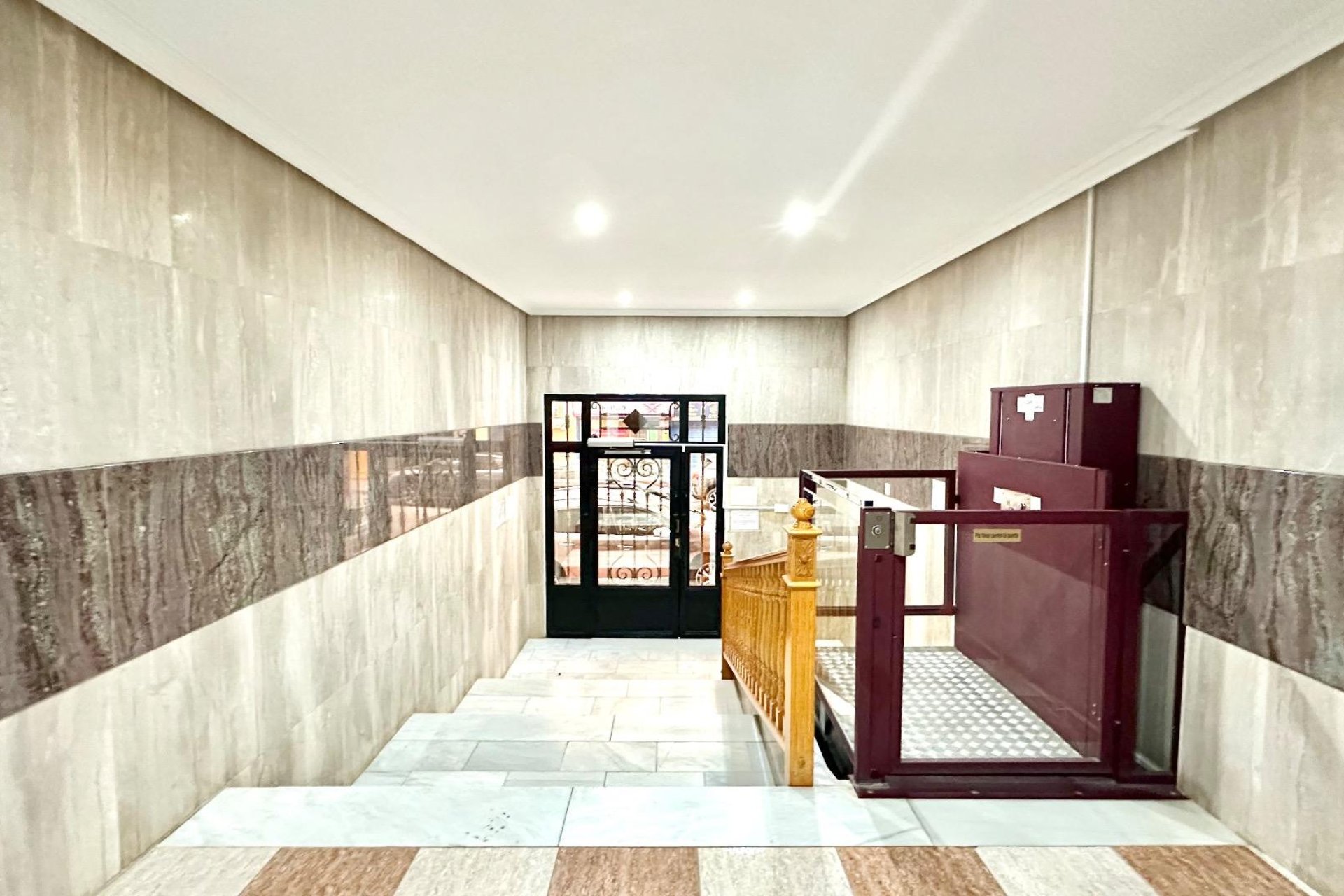 Revente - Apartment -
Torrevieja - Centro